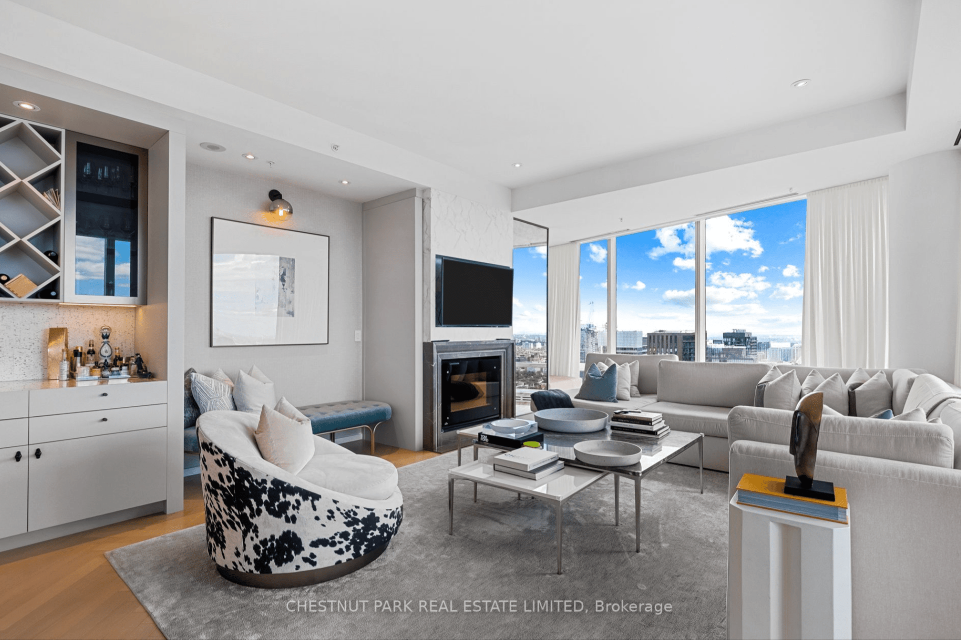 Suite 5203- 180 University Avenue