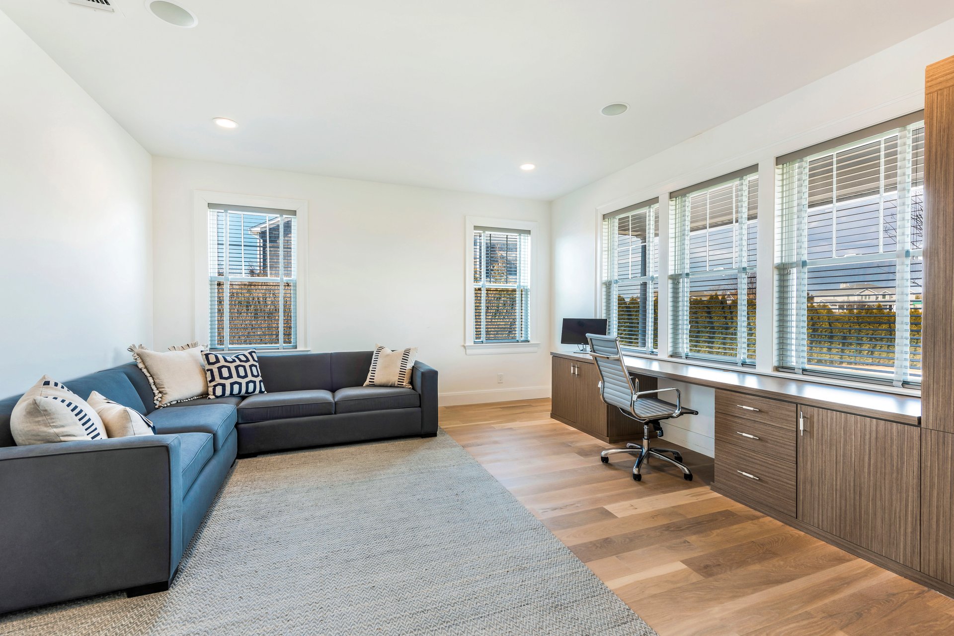 8 Spring Lane