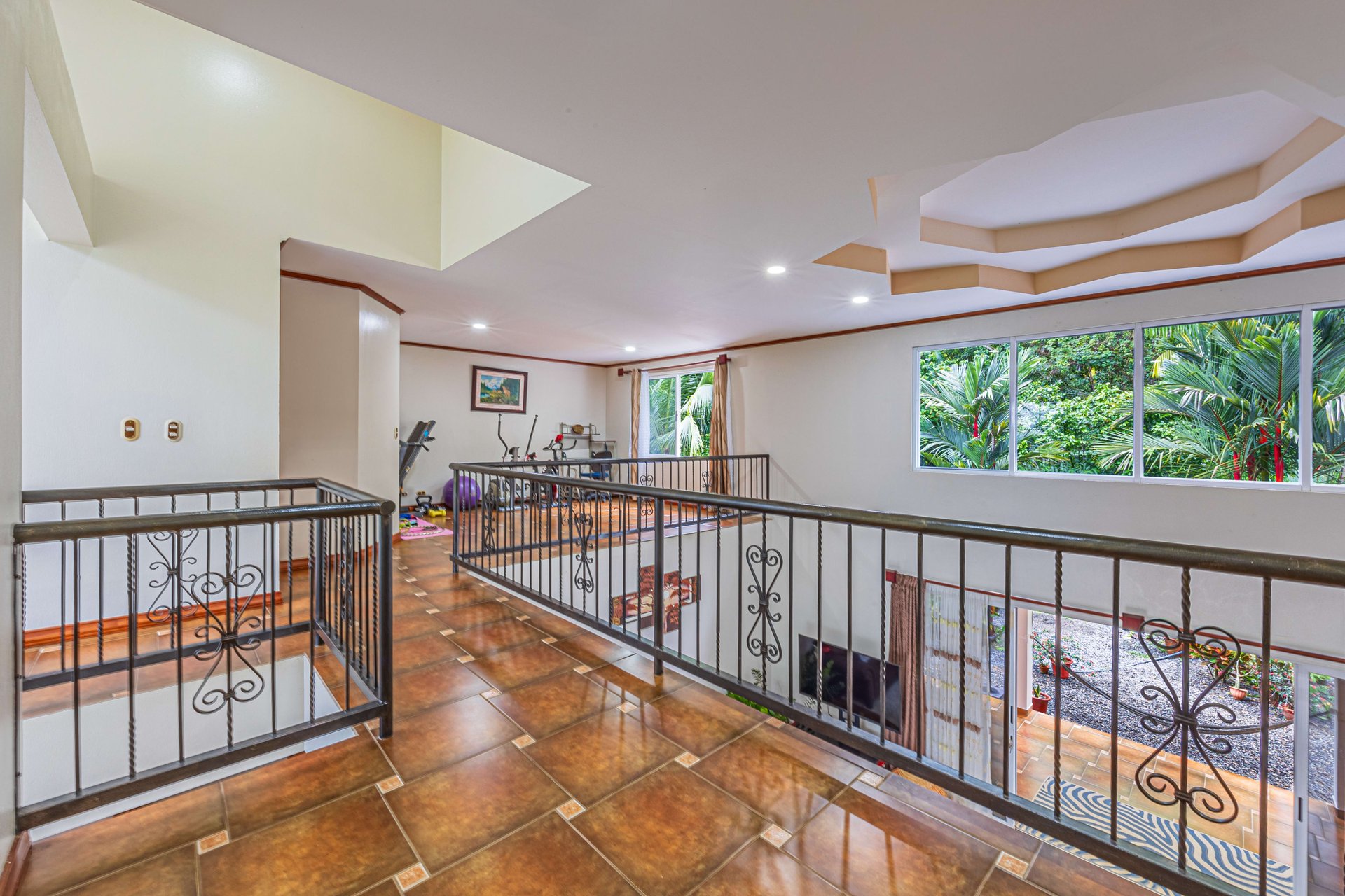 Commercial Building Opportunity in the Heart of Uvita. On Creek with Beautiful Jungle View