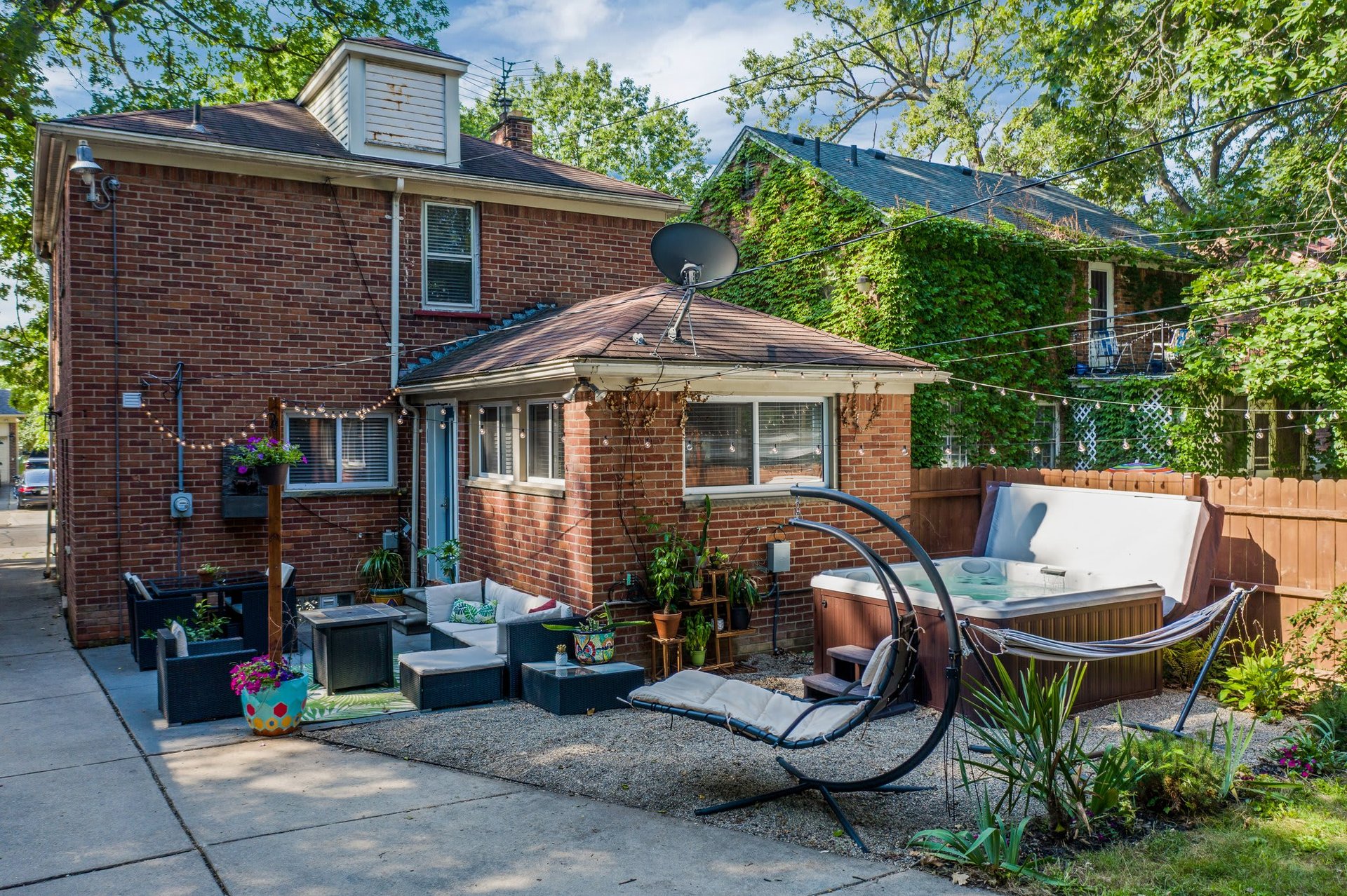 2530 Woodstock Drive