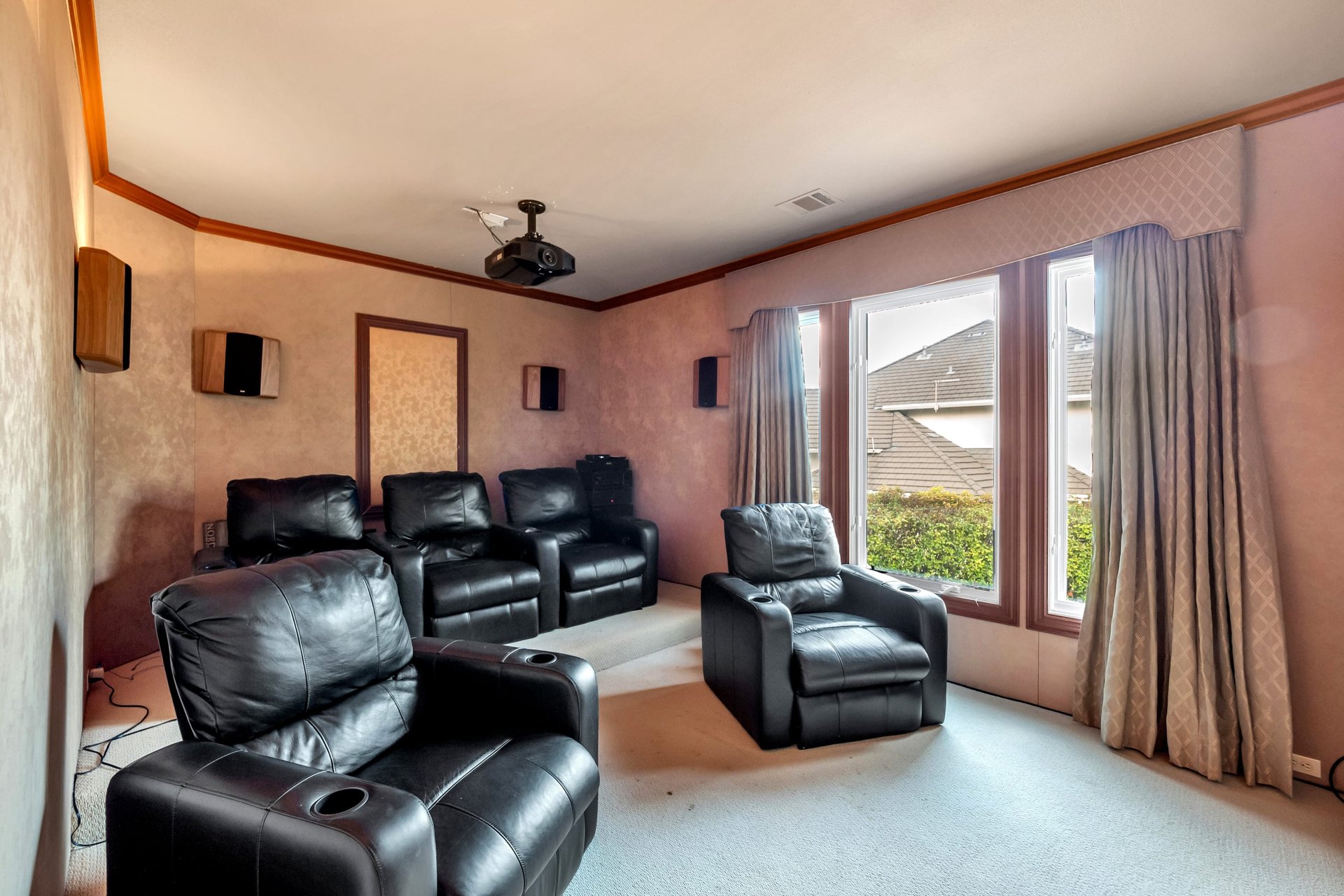 2913 Chapman Road