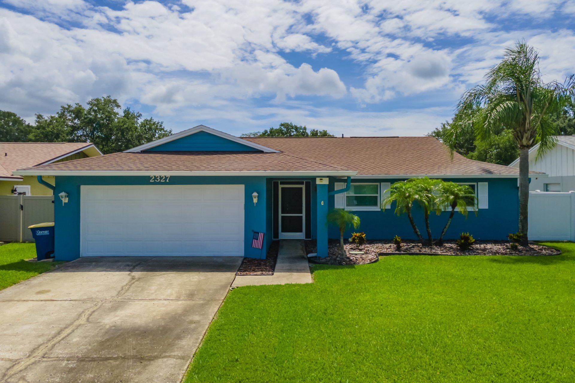 2327 MOORE HAVEN DRIVE W