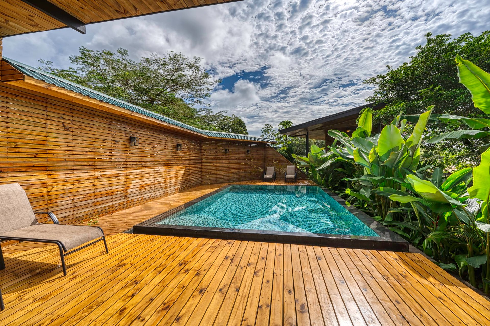 Modern Tropical Villas walking distance to Uvita Town