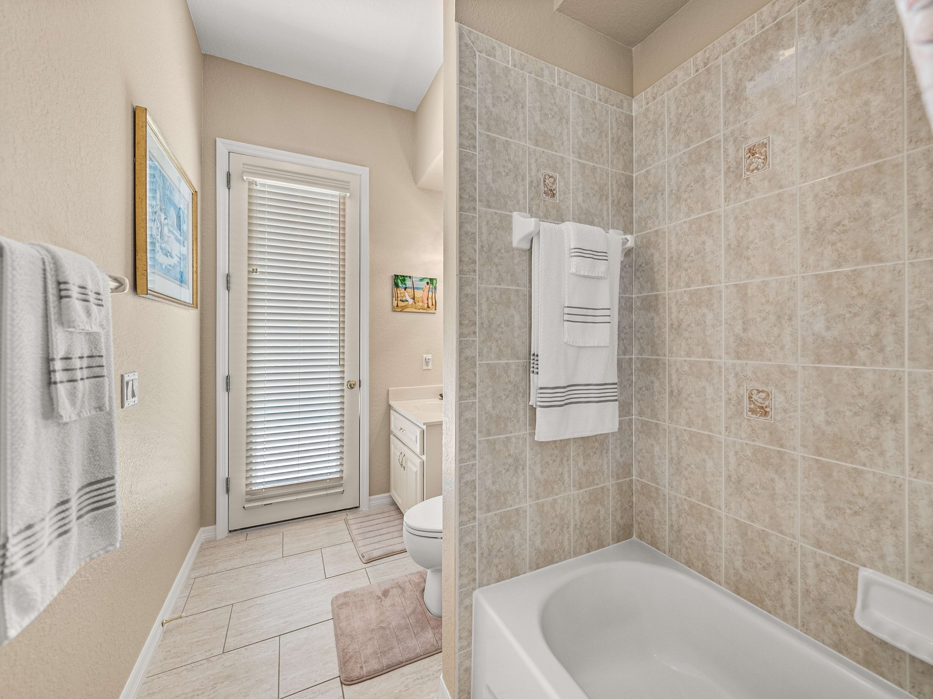 12419 WOODLANDS CIR