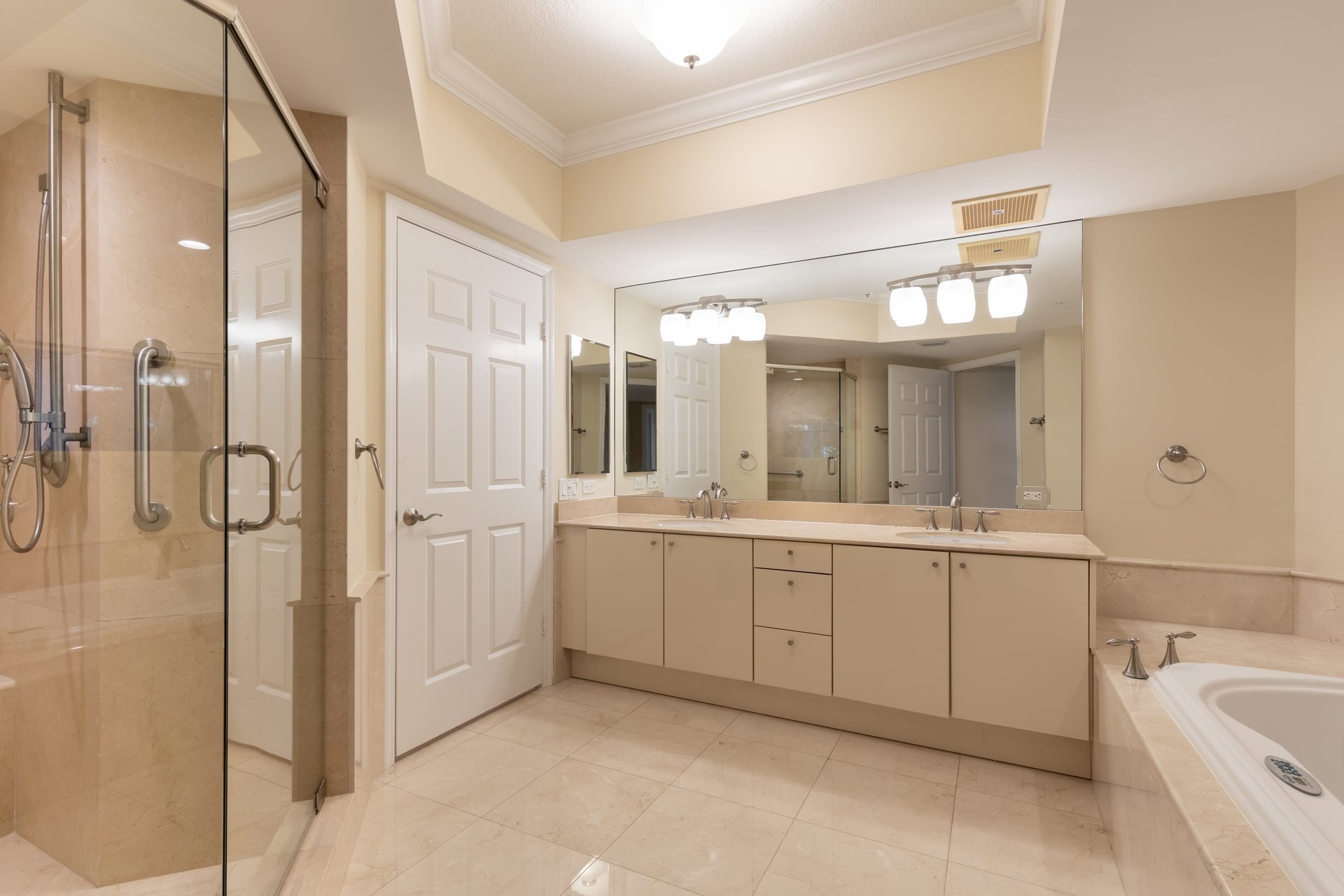 411 N New River Dr Unit: 803