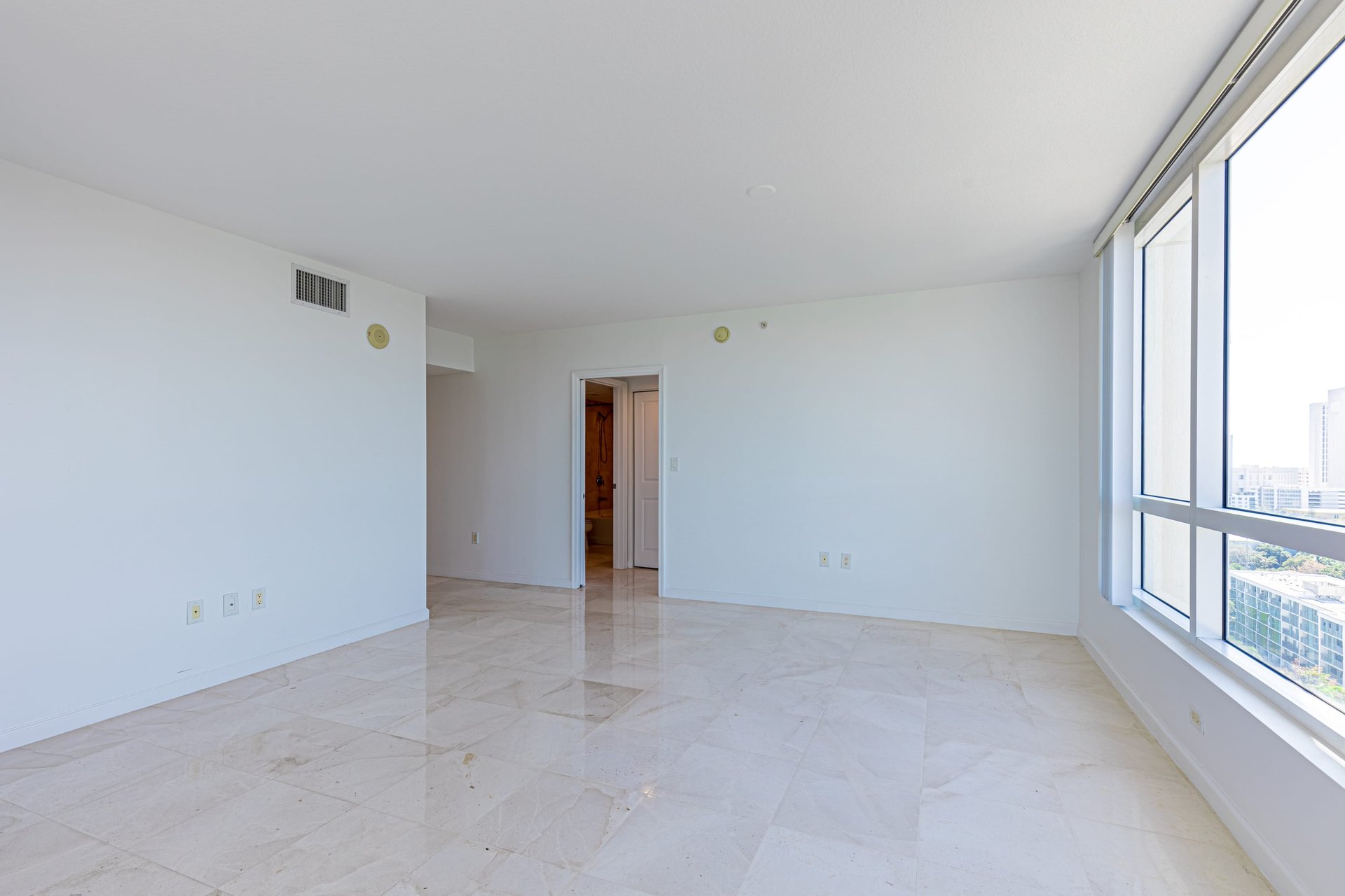 THE SYMPHONY 1602