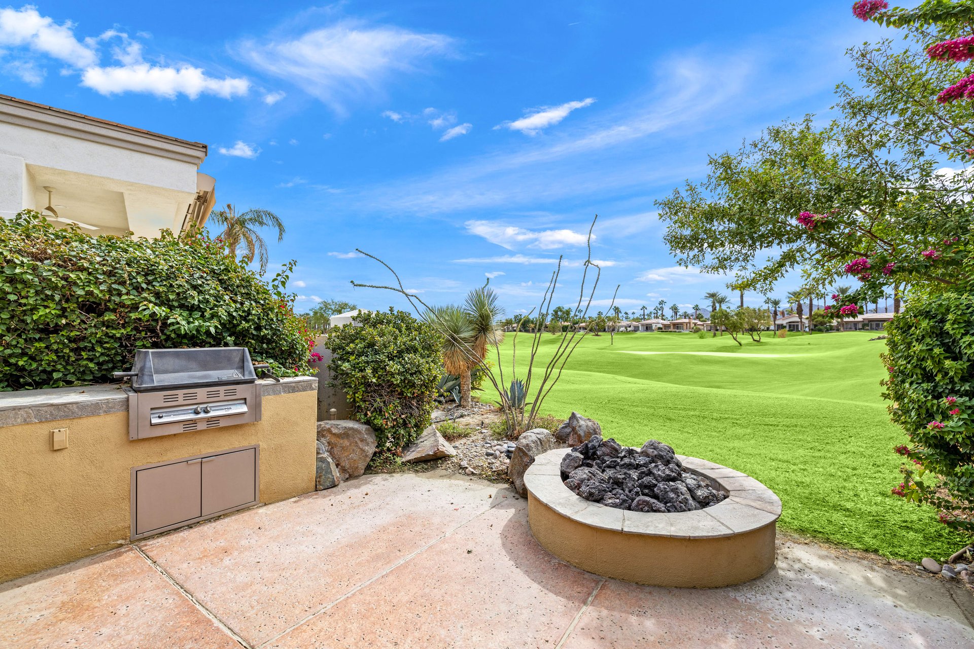448 White Horse Trail 