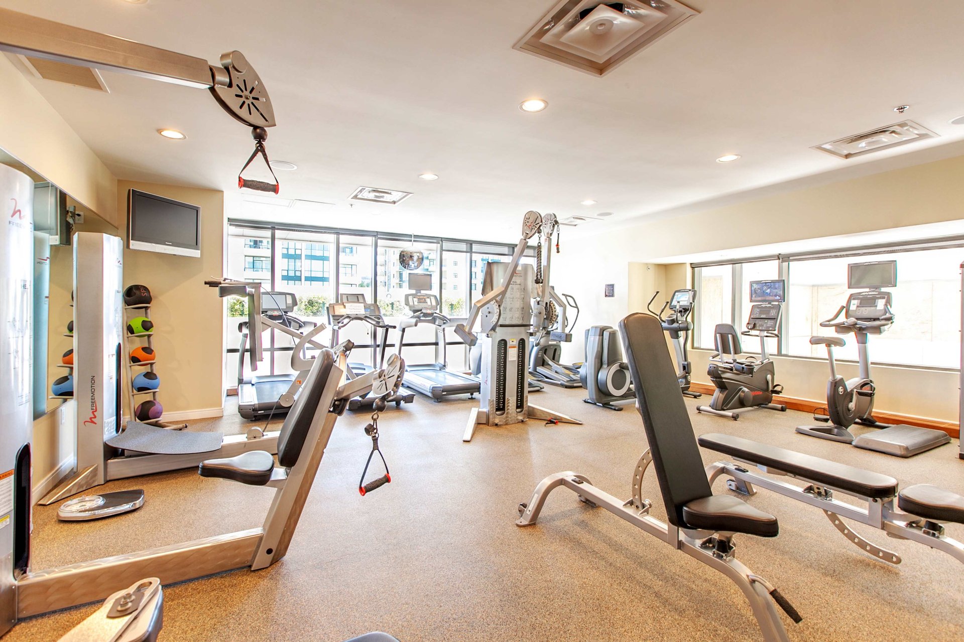 550 Front St #1208
