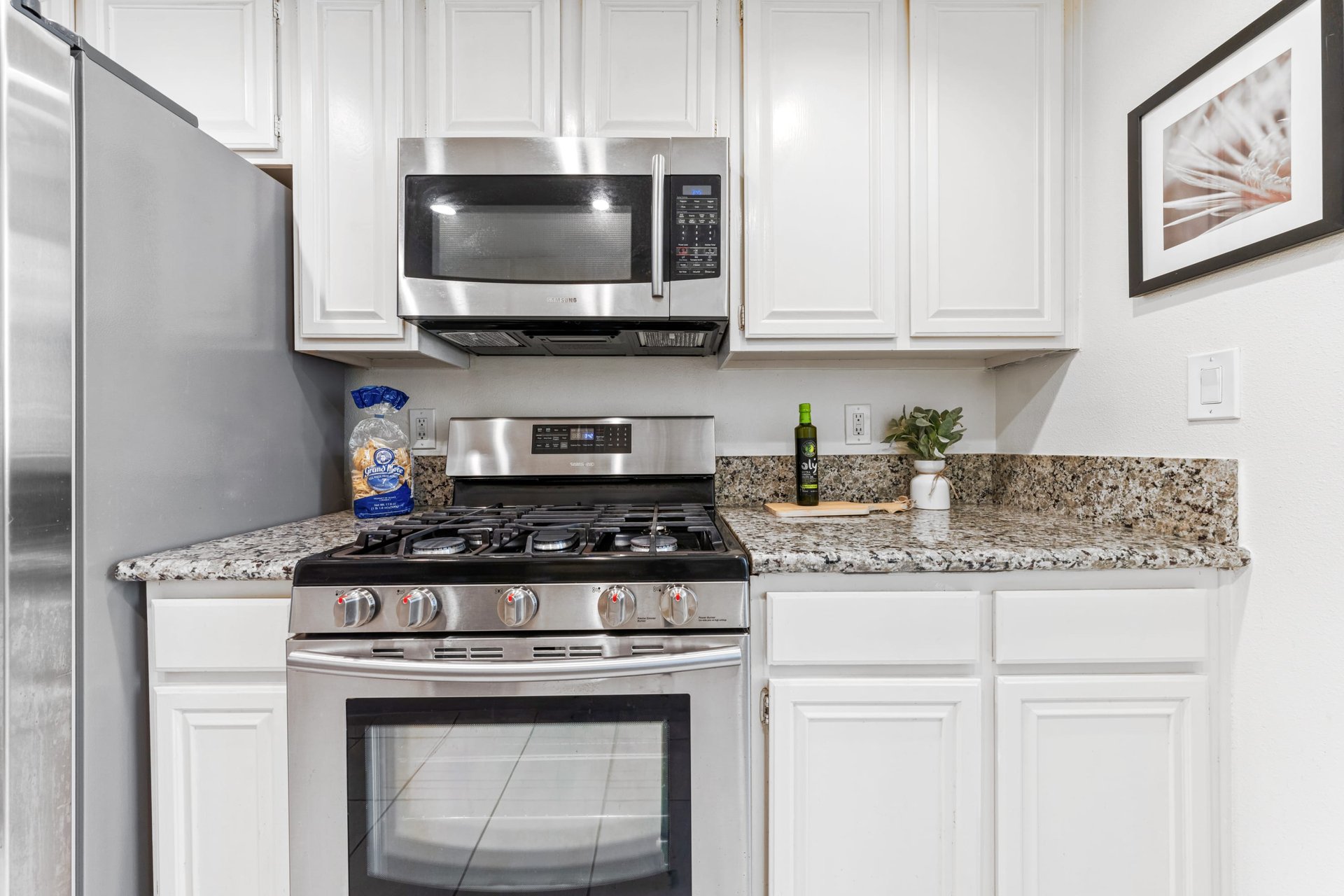 1663 Veteran Ave #101, Westwood