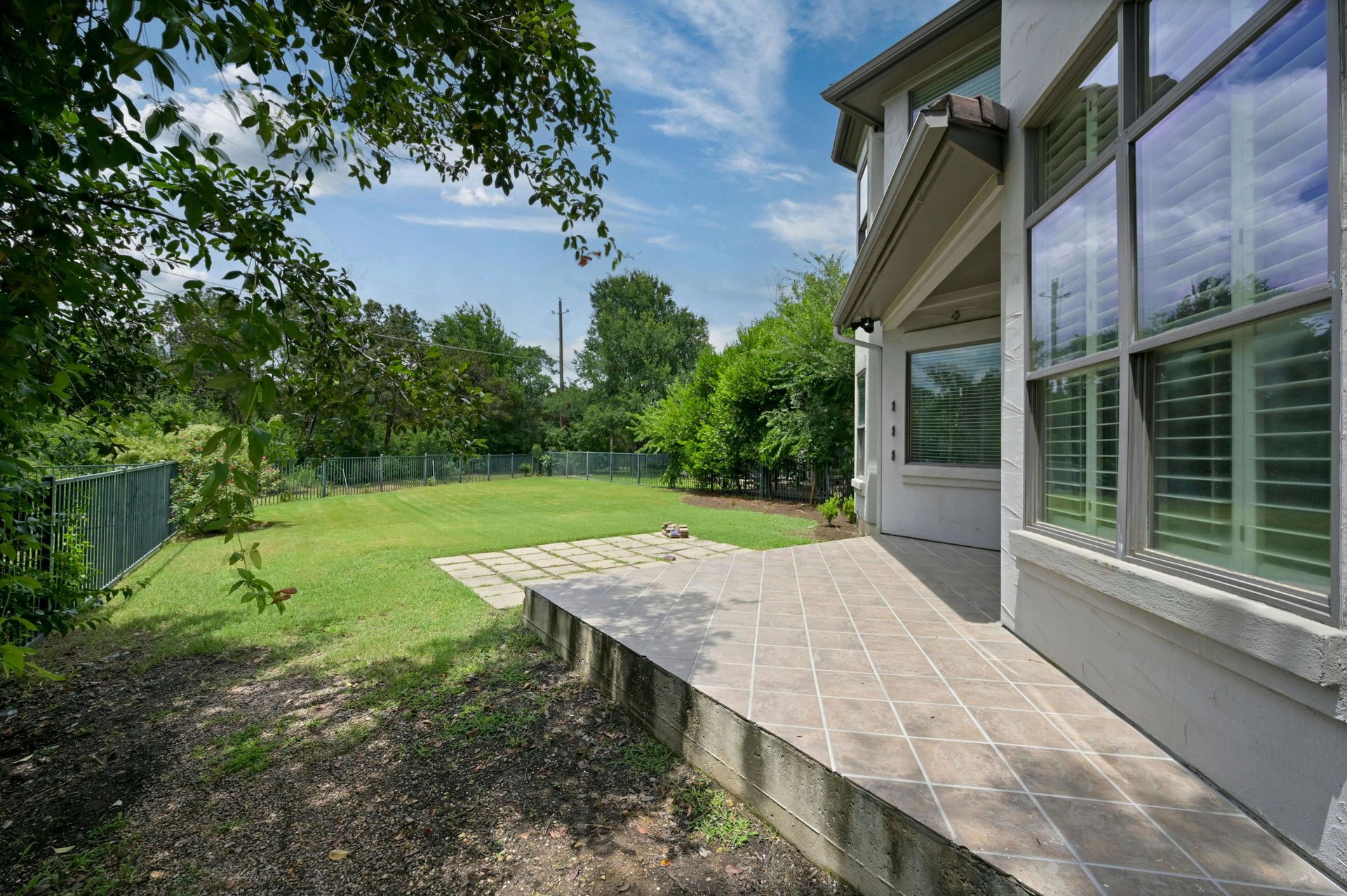 2800 Waymaker Way #20