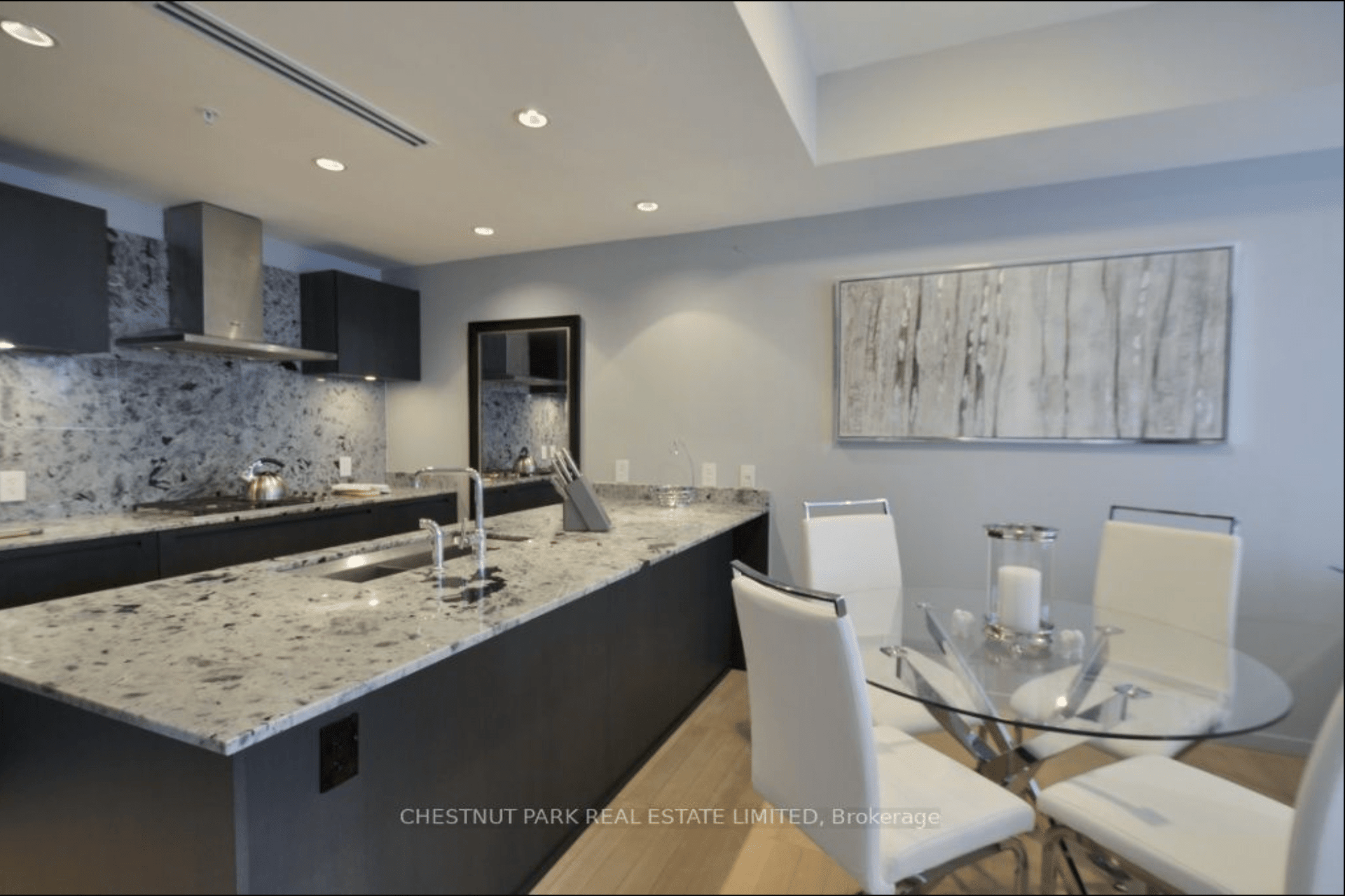 Suite 1804- 180 University Avenue