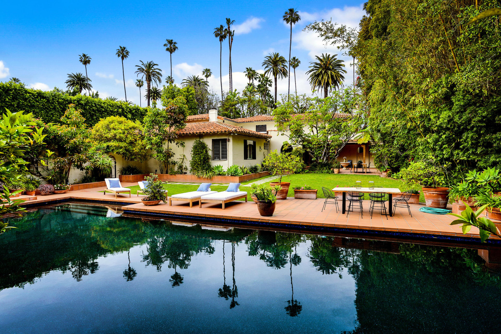 619 N Beverly Dr