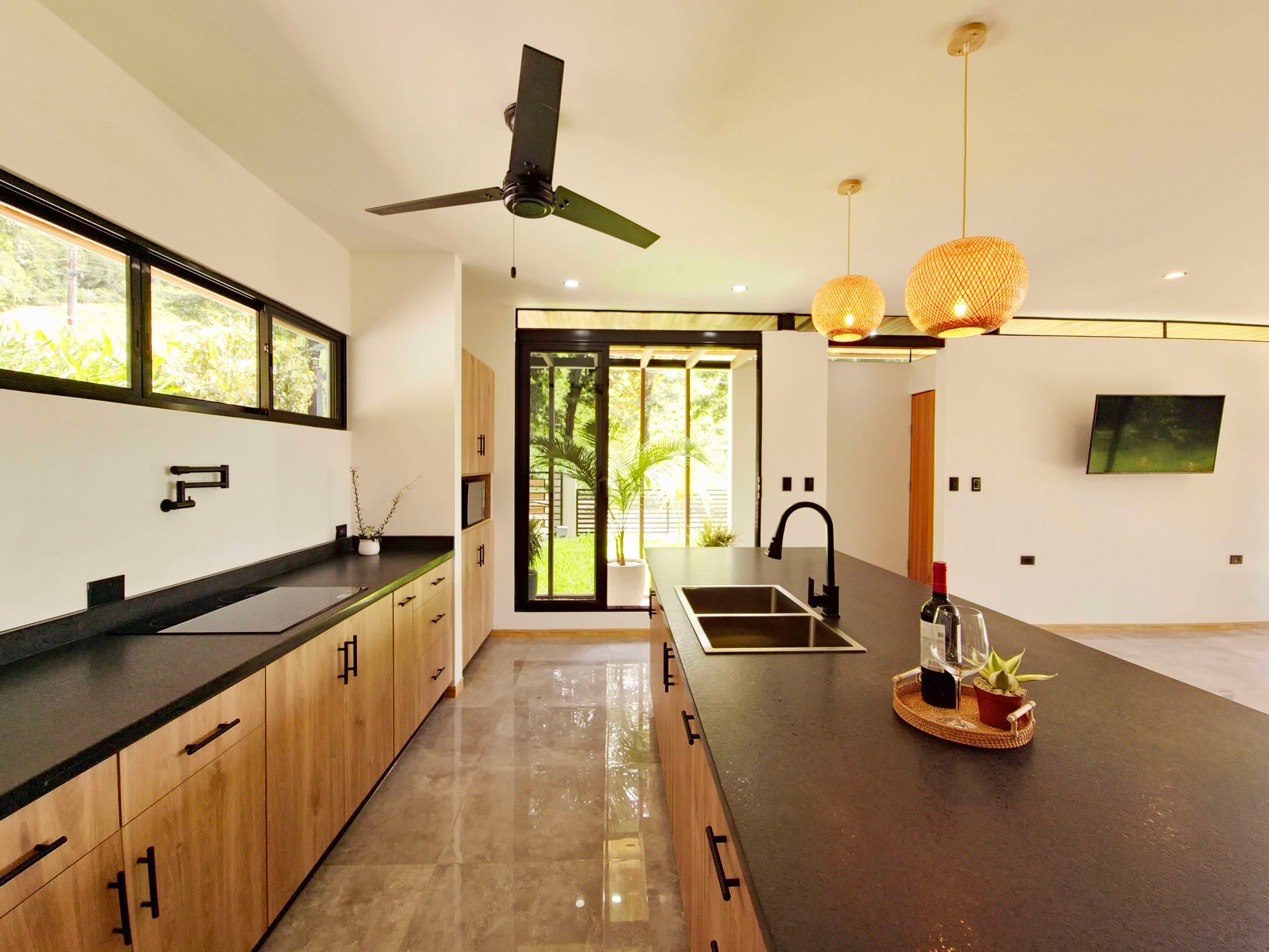 Jungle, Ocean, and exclusive elements to live in the tropics at Casa Elementum