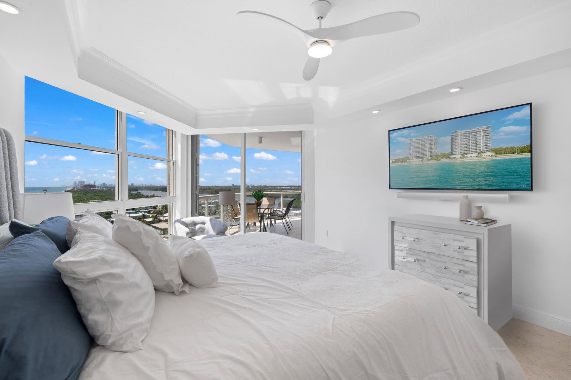 6001 N Ocean Dr Unit: 1104S