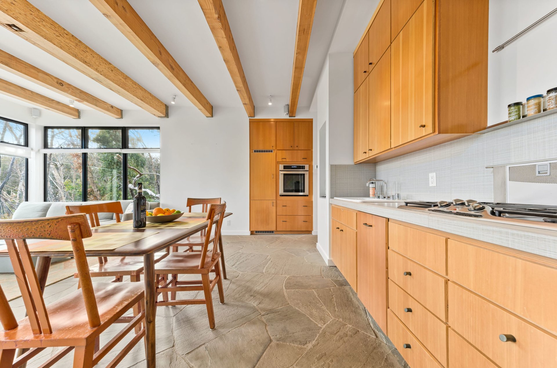 31894 Sea Level Dr, Malibu