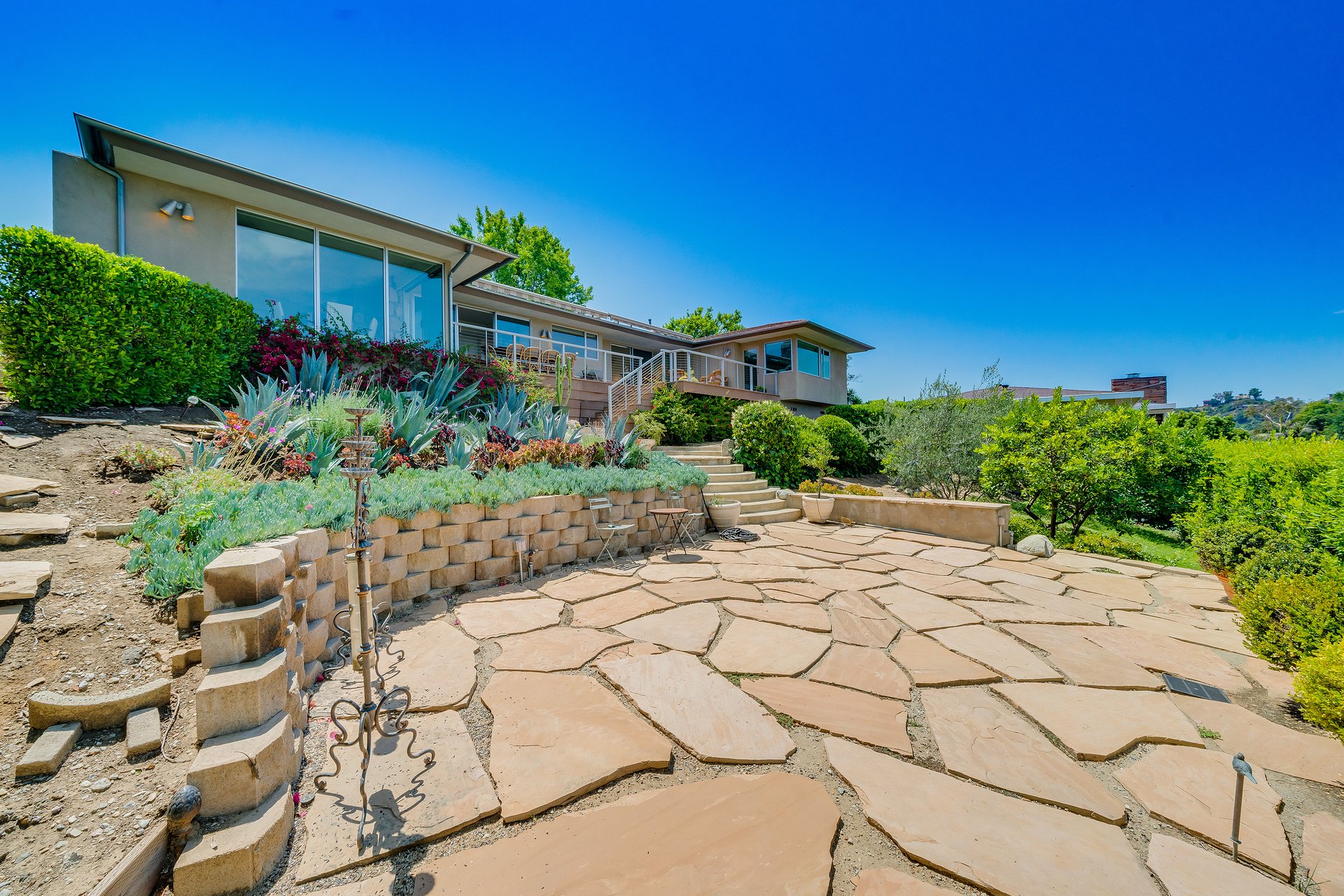 3344 Wonder View Dr.