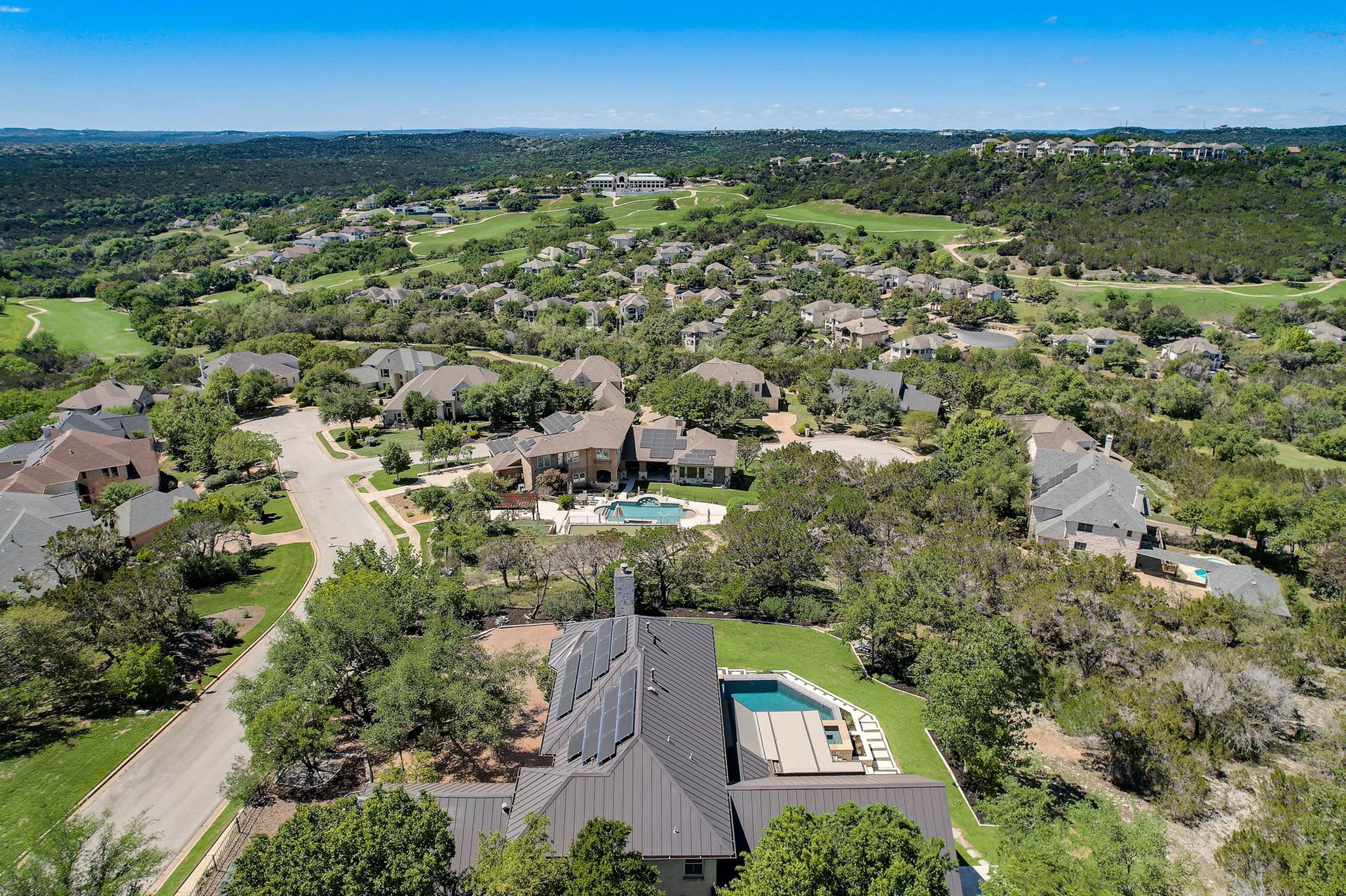 Hill Country Paradise: Luxurious 4/3 Home with Heated Pool/Spa and Spectacular Sunset Views in River Place!
