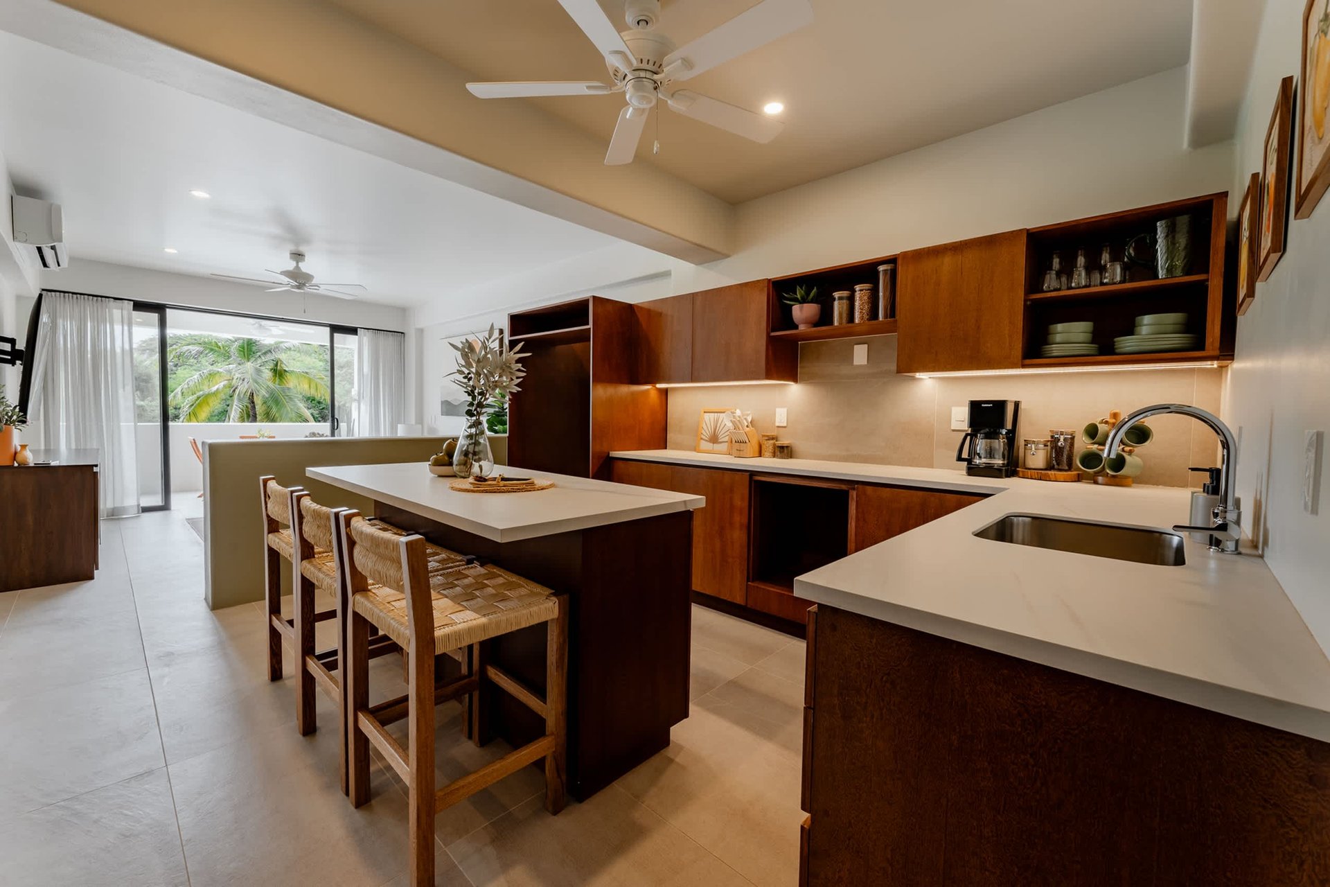 1 bedroom, Condo, Solana