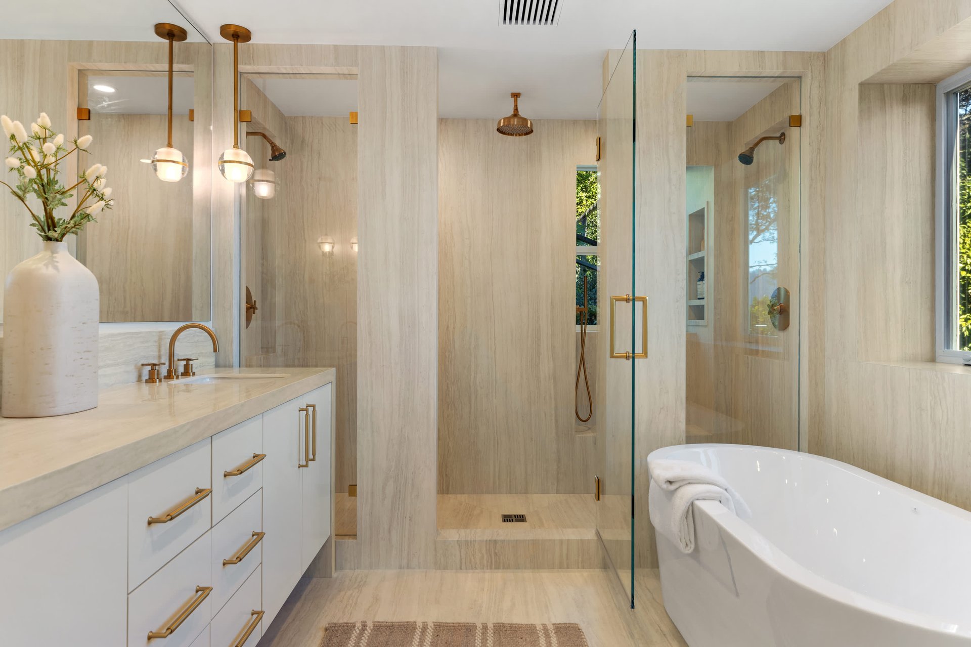 Exceptional Contemporary Renovation