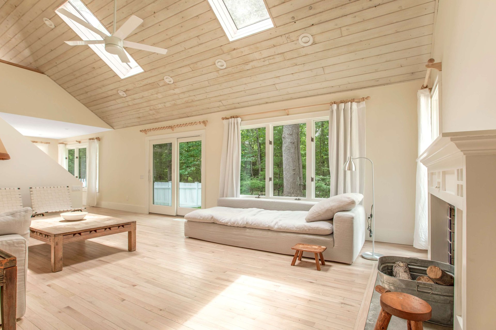 ECO ONE - A Mama Retreat