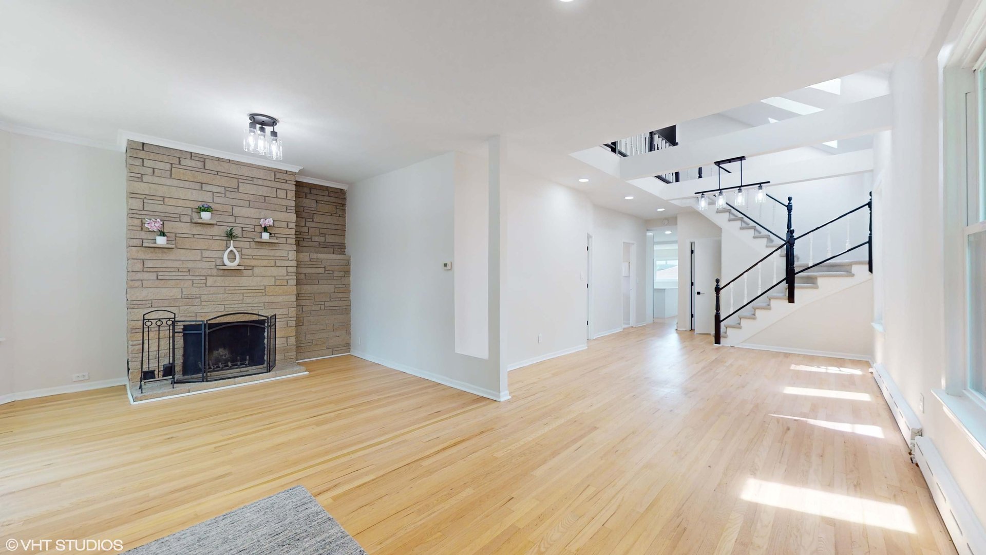 Private Address Chicago, IL 60630