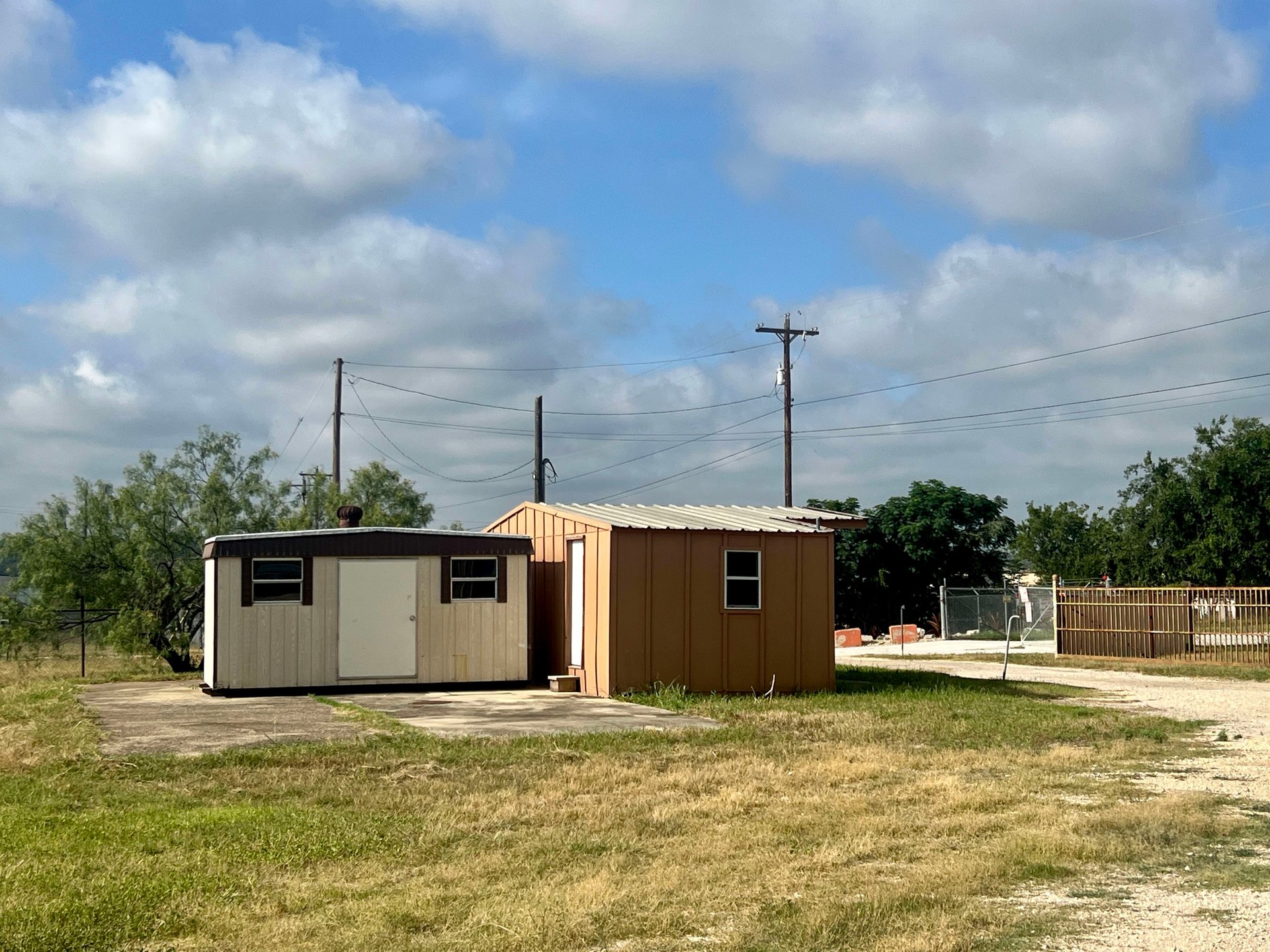 Commercial Warehouse on over 4 acres in Kerrville