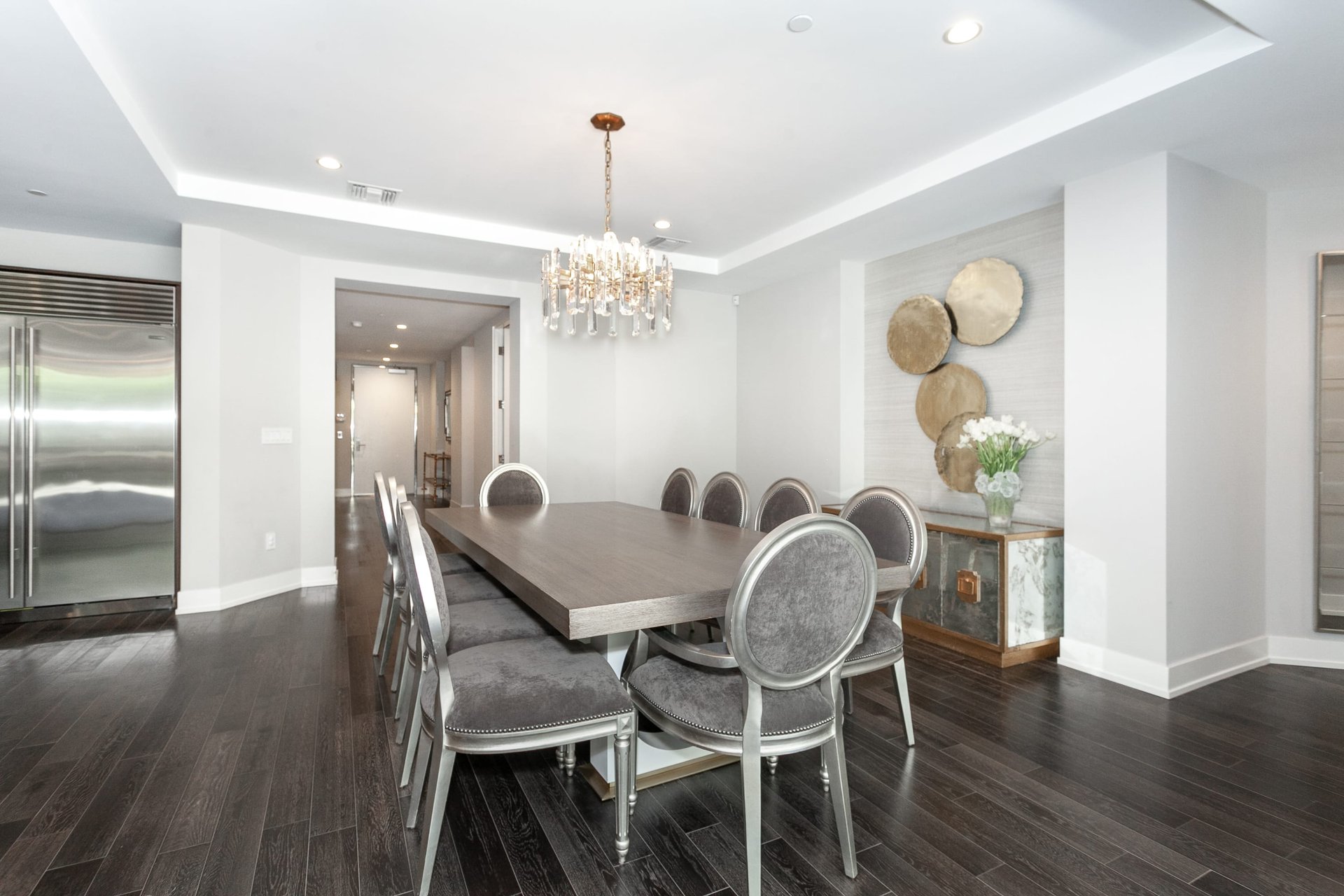 460 N Palm Drive Unit 106