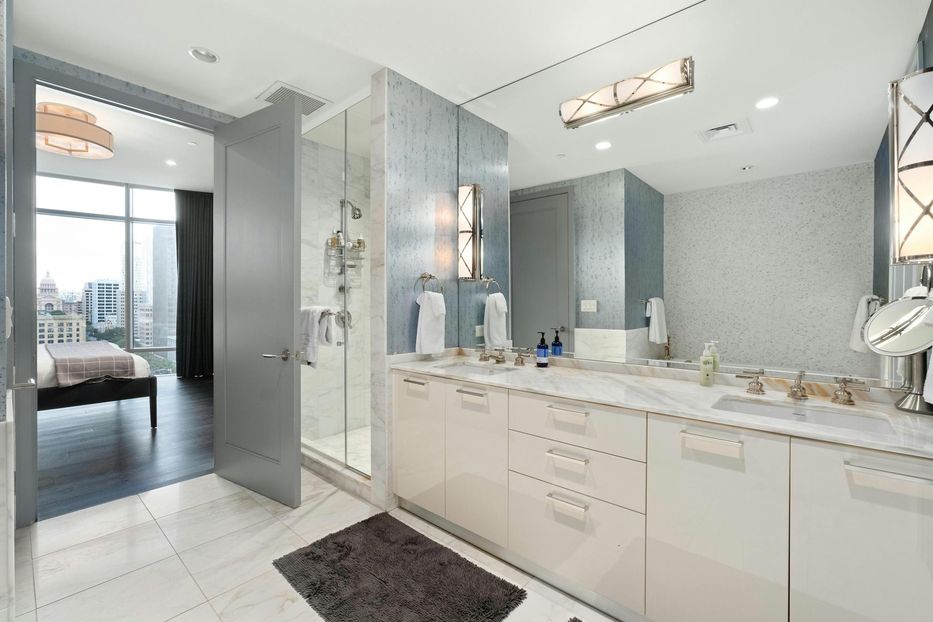 200 Congress Ave #15D 