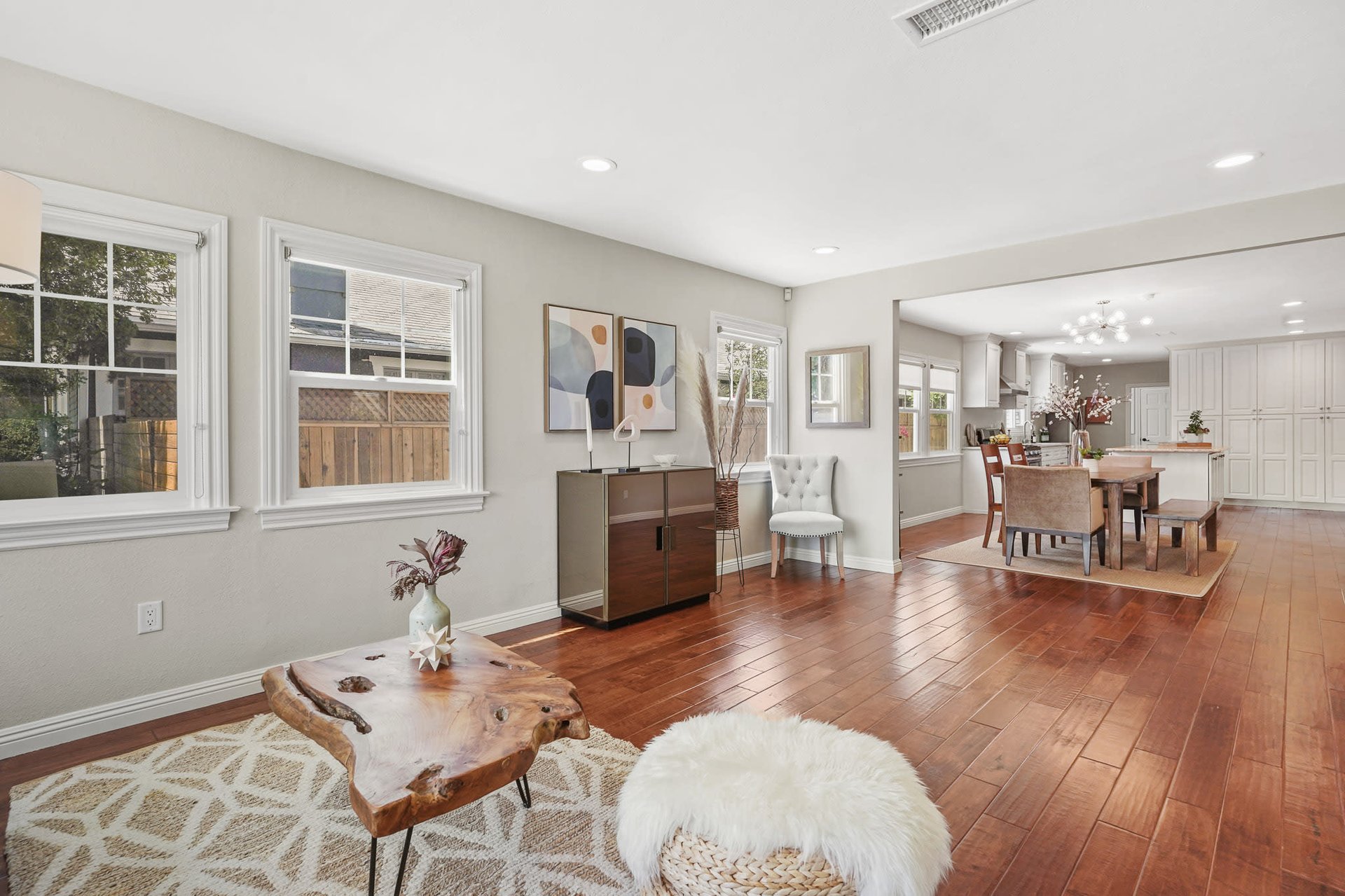 Beautifully Remodeled Home with HUGE Grassy Yard in Oxford Square