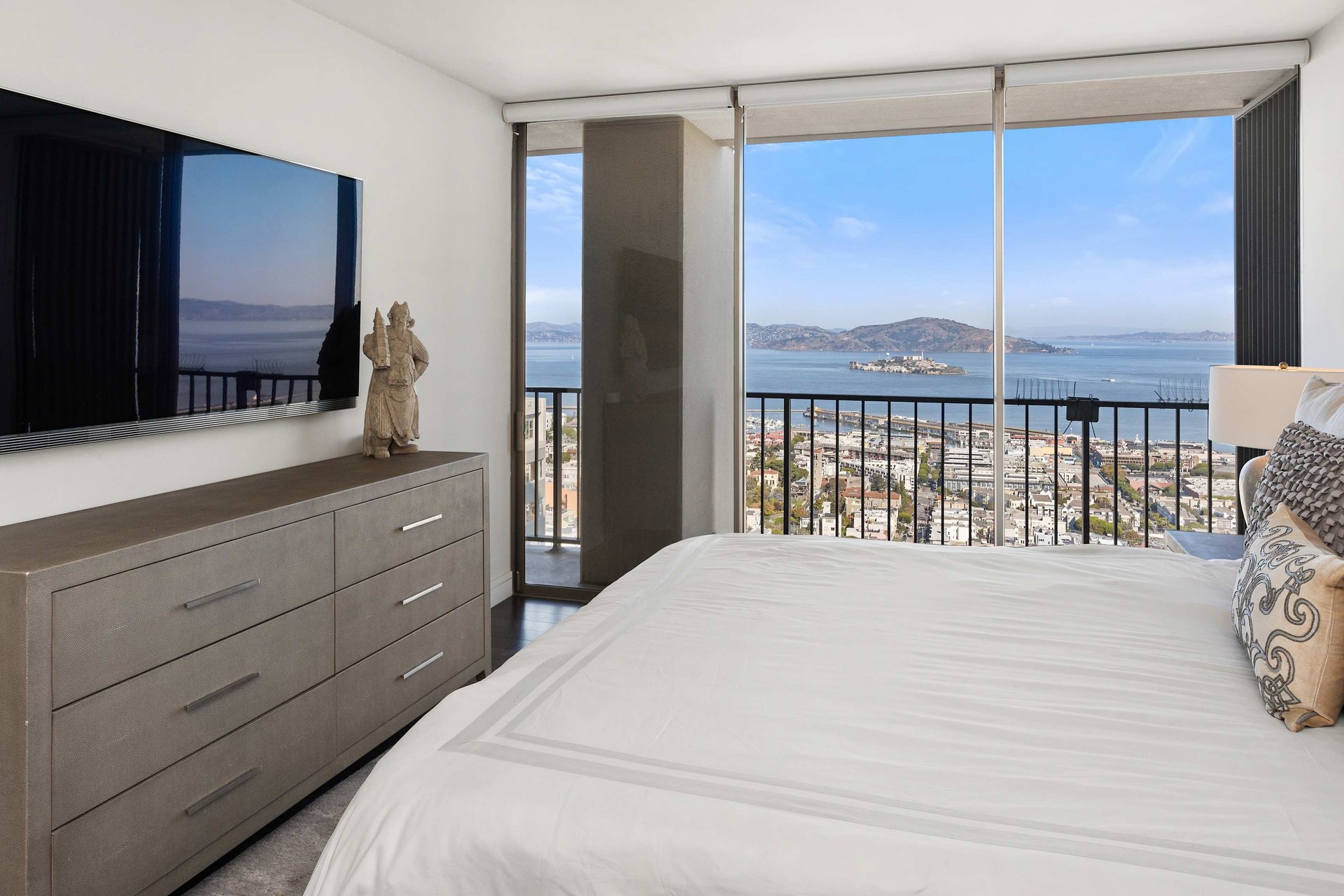 Golden Gate Bridge View Condo