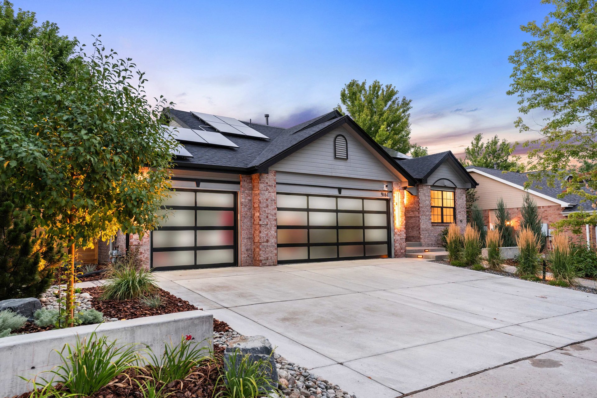 1916 Lake Dr.