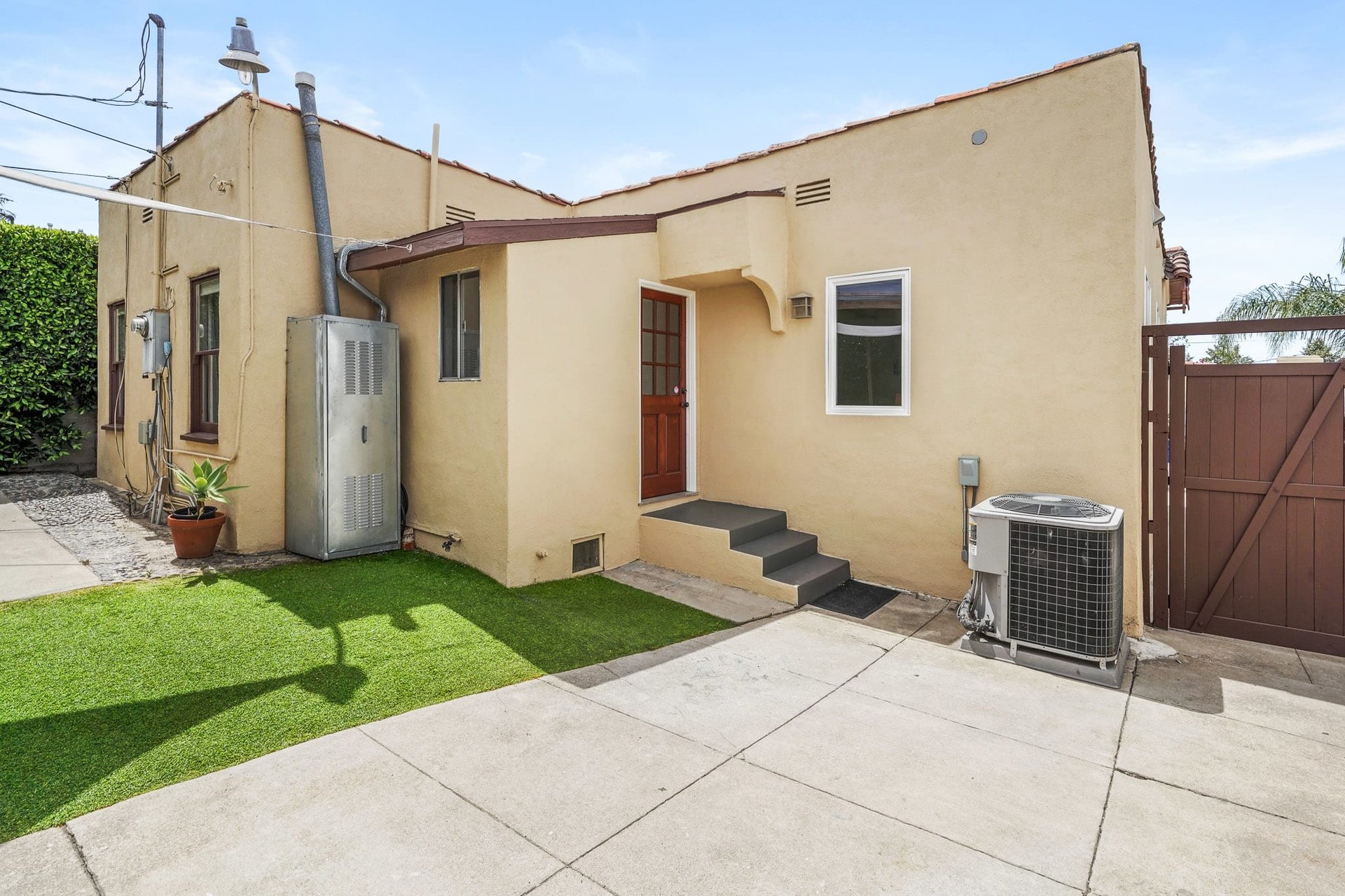 Large & Beautifully Restored Spanish Gem in Mid-City!