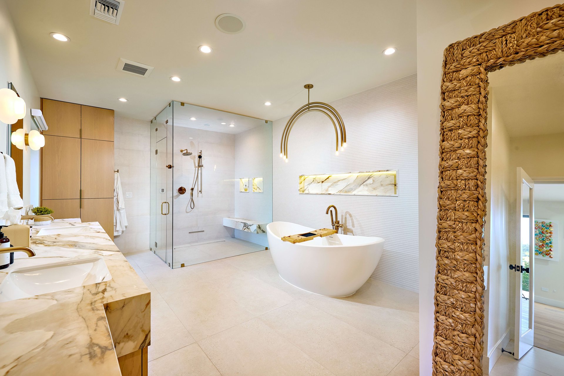 MODERN LIVING IN THE HEART OF THE COVENANT