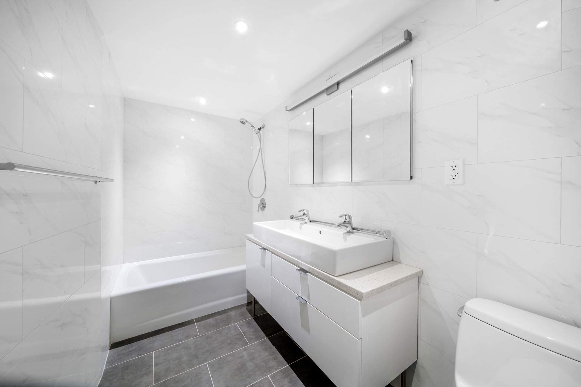 264 Water St, Unit 3A