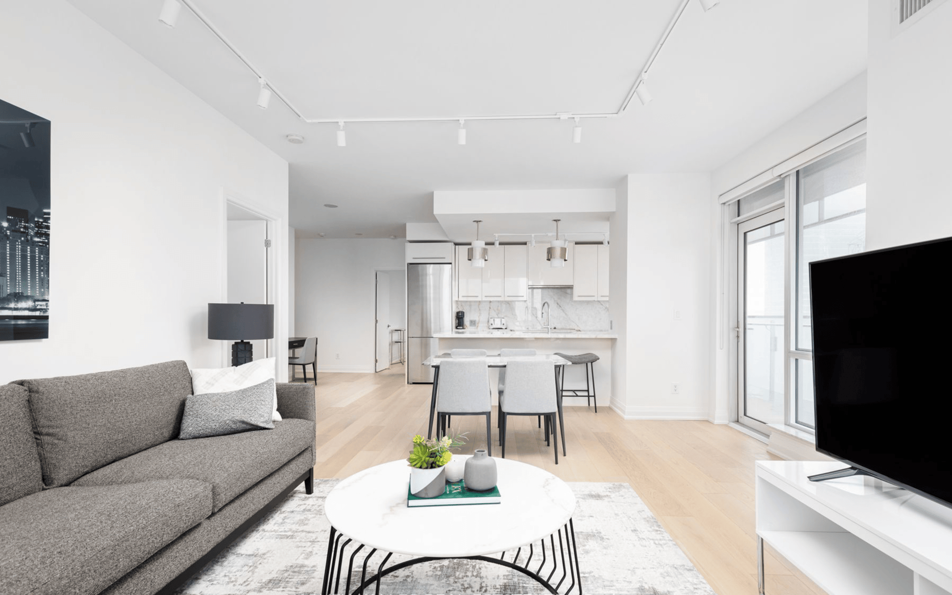 #3102 - 80 JOHN ST