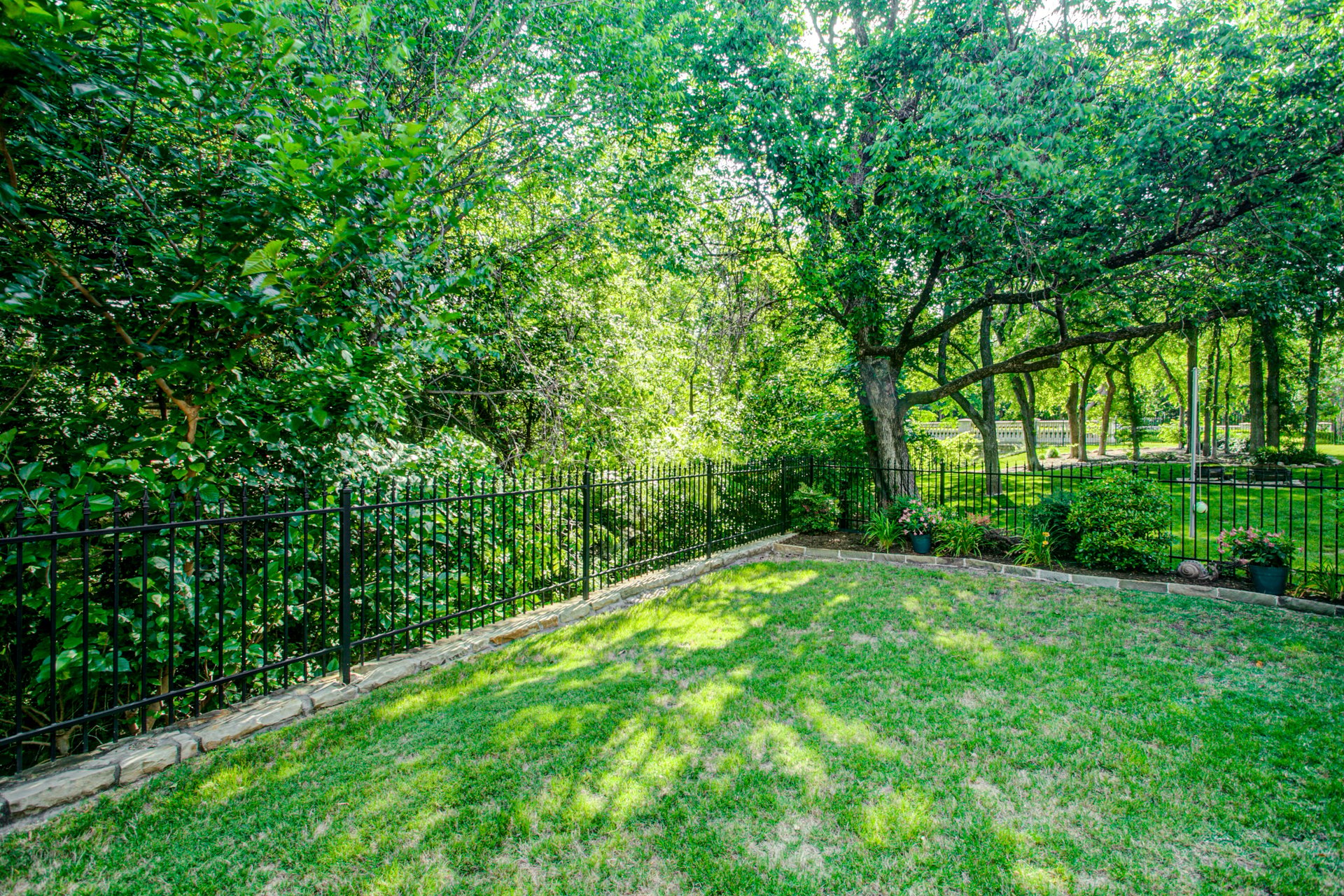 6422 Memorial Drive