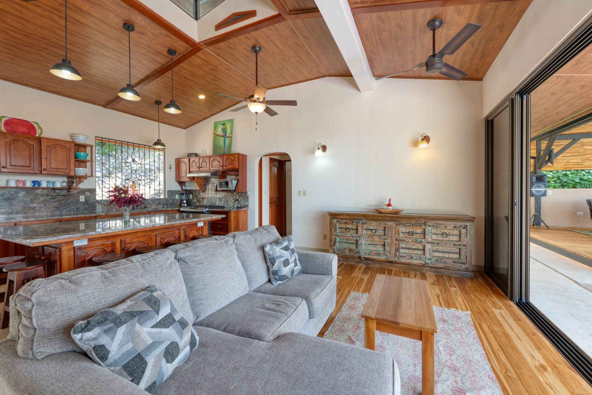 2 Bedroom with Amazing Whales Tail View on paved road
