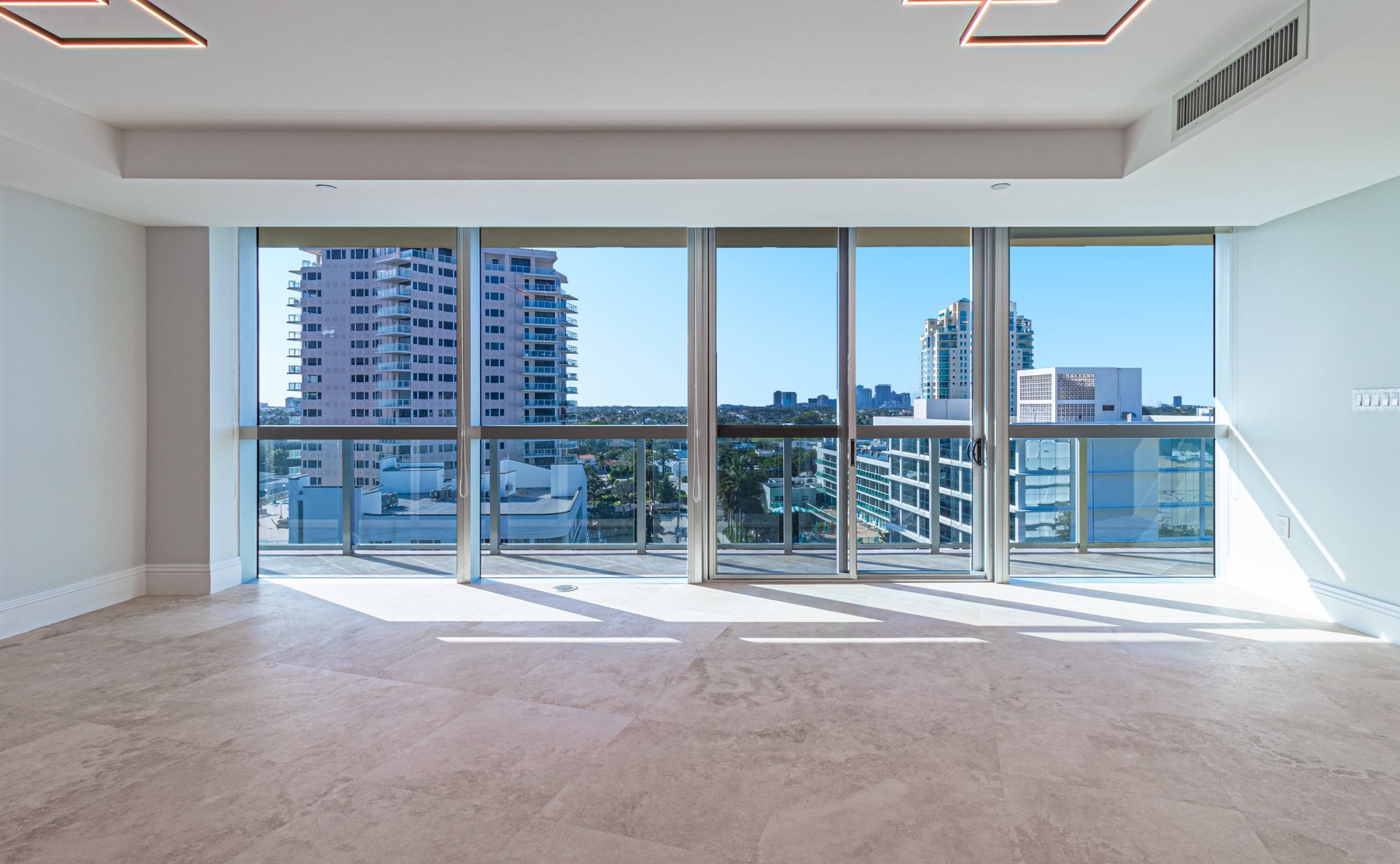 1200 Holiday Dr Unit: 705