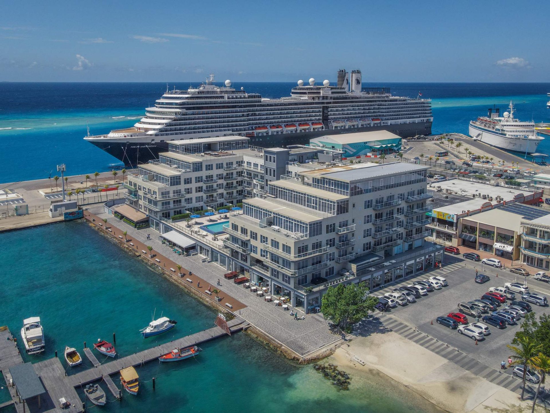 Harbour House 602 S