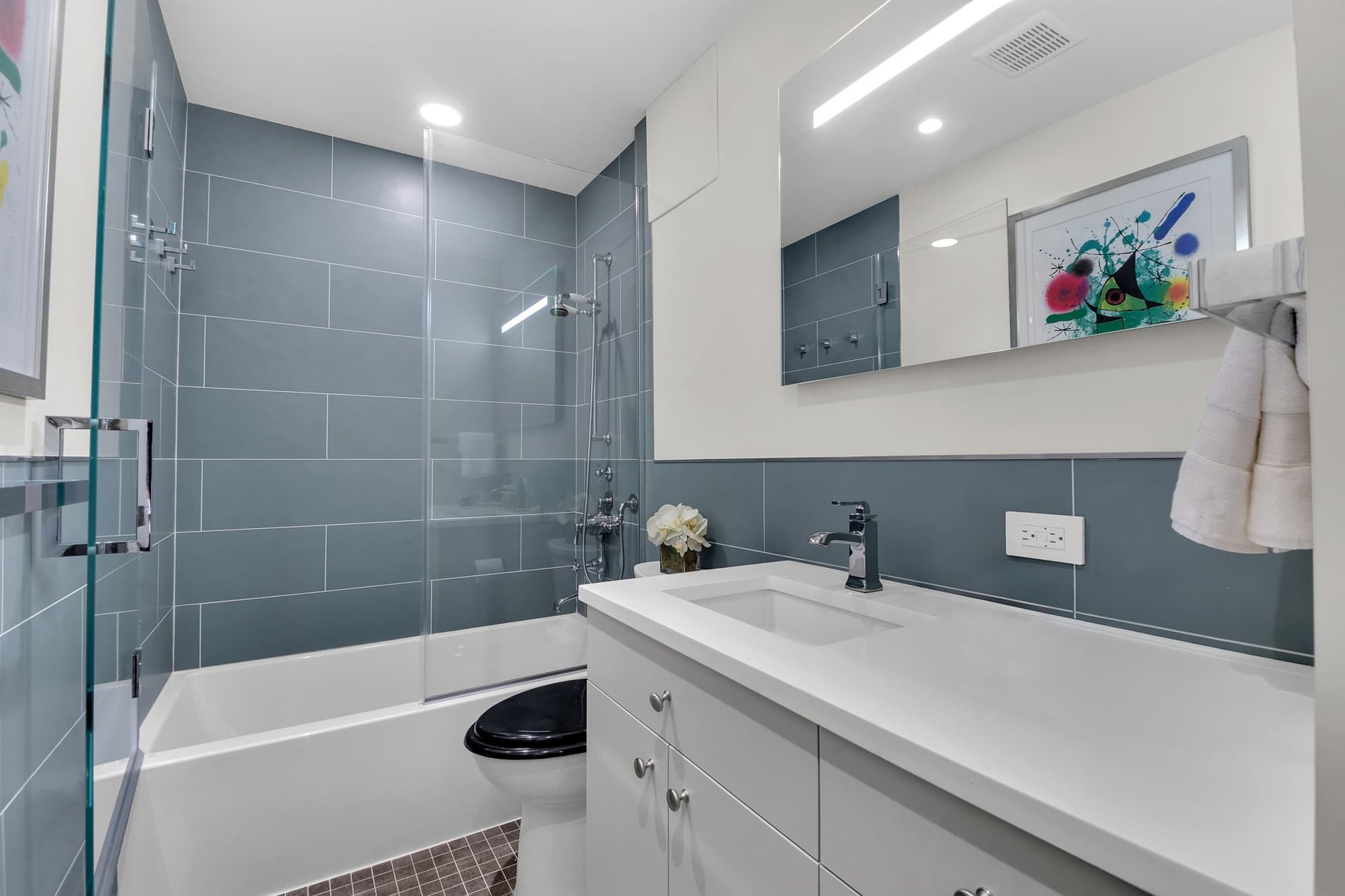 2 Fifth Avenue, #20N