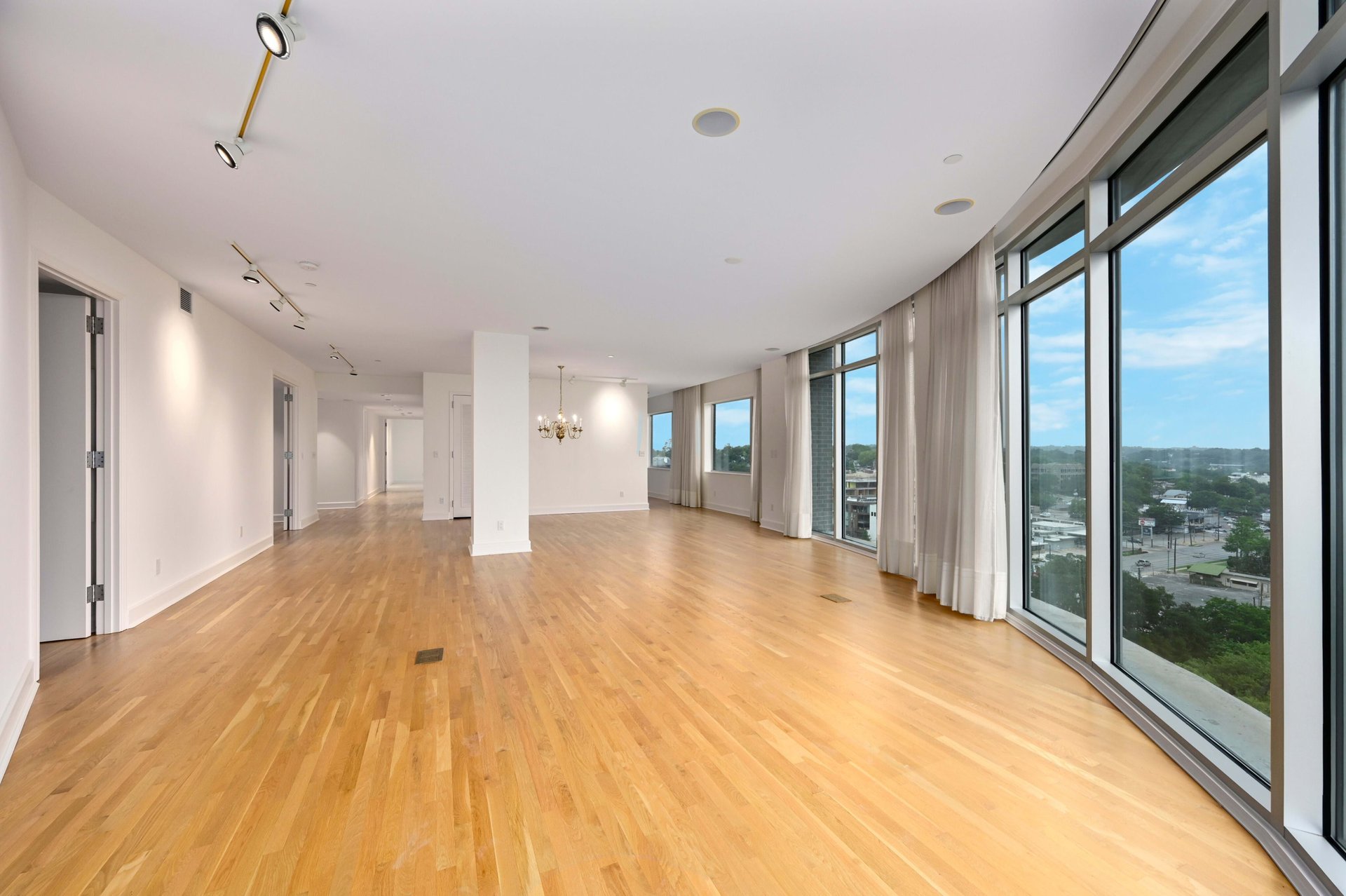 901 W 9th Street #1002