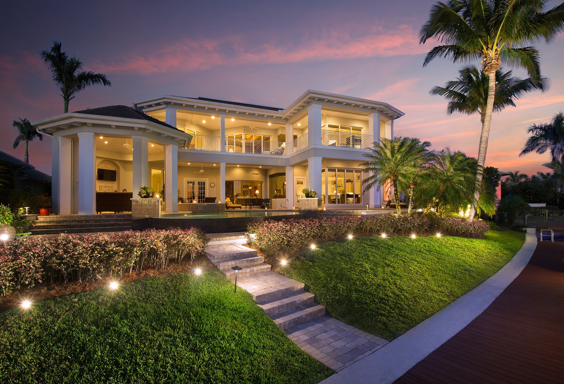 PARK SHORE