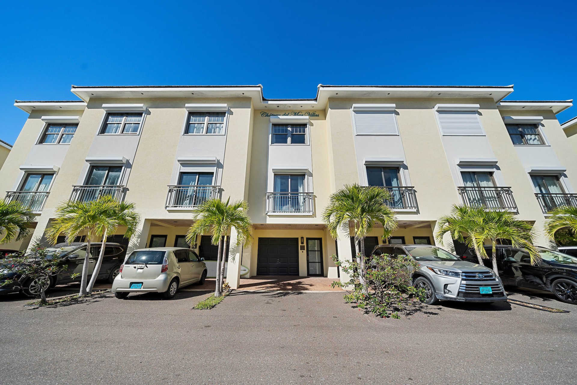 Chateau Del Mar, Colombus Cove