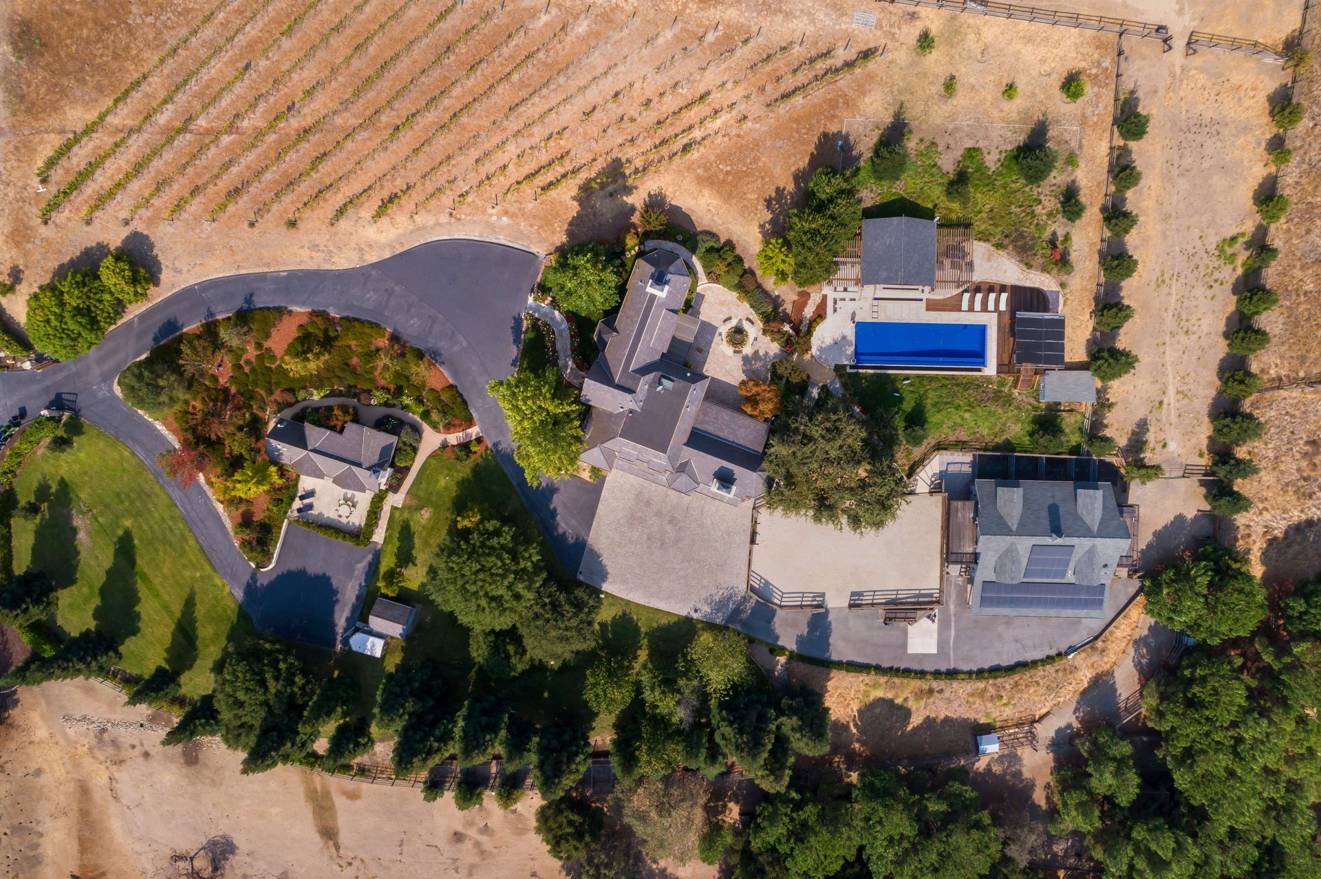 60 Valley Ct