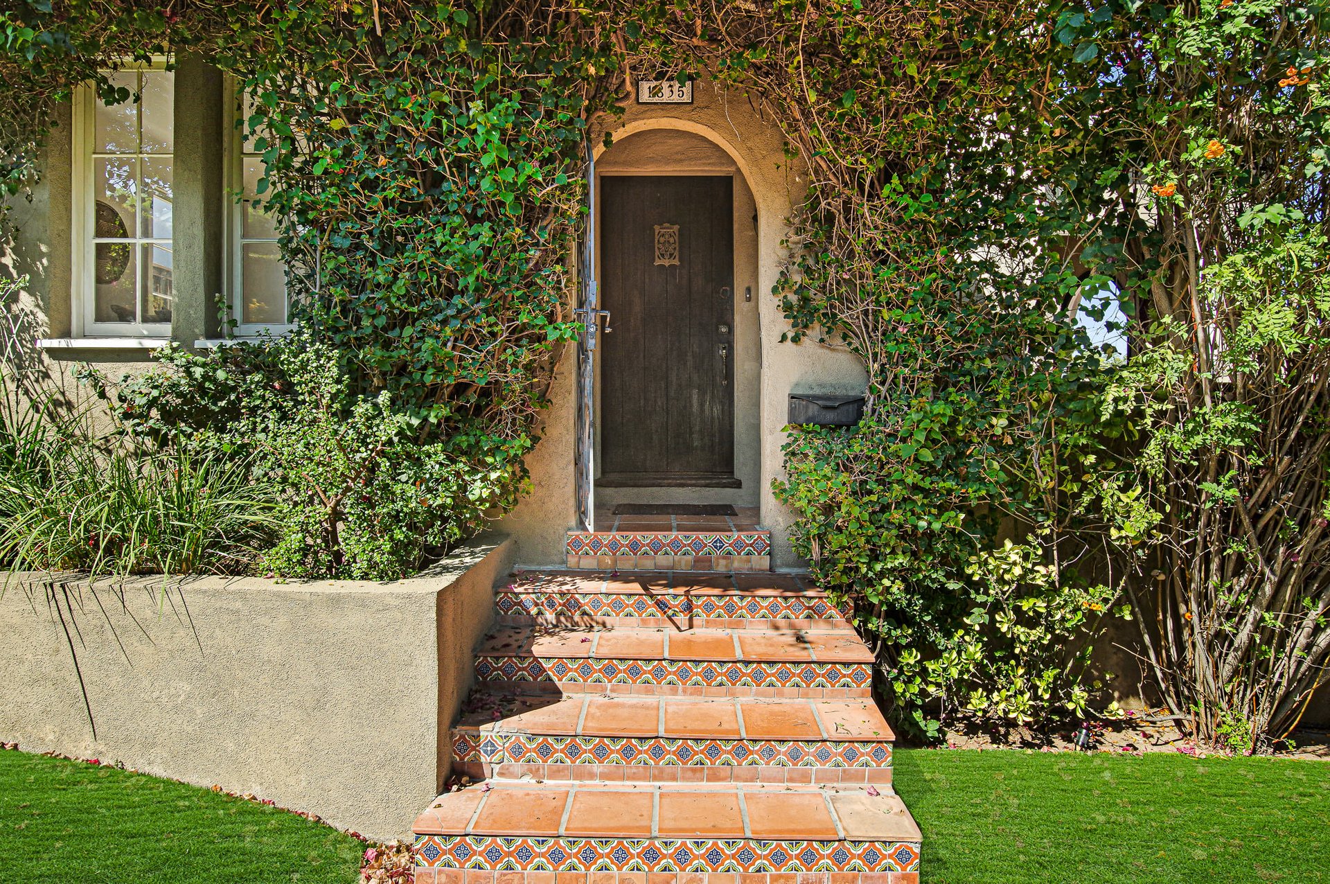 Breathtaking Spanish Villa - An Oasis in the heart of Mid-City!