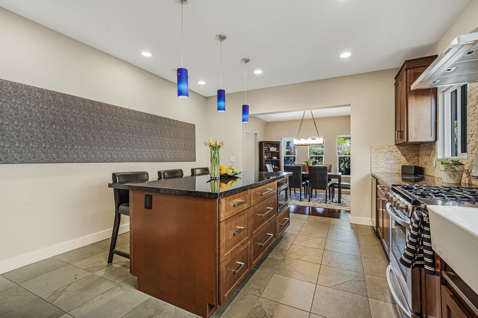 Exquisitely Remodeled Trophy Duplex in Longwood Highlands
