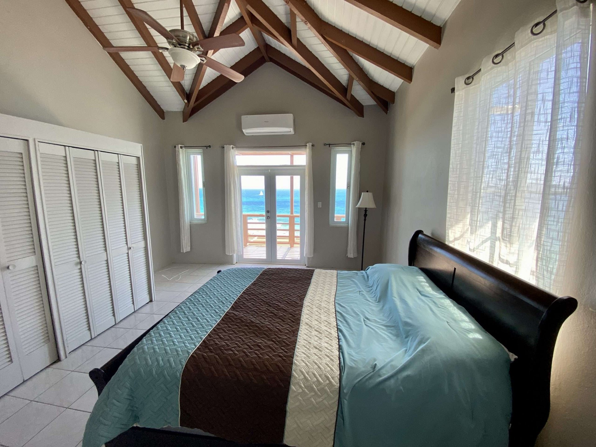 362 Slaney Hill 2 Bedroom Apartment