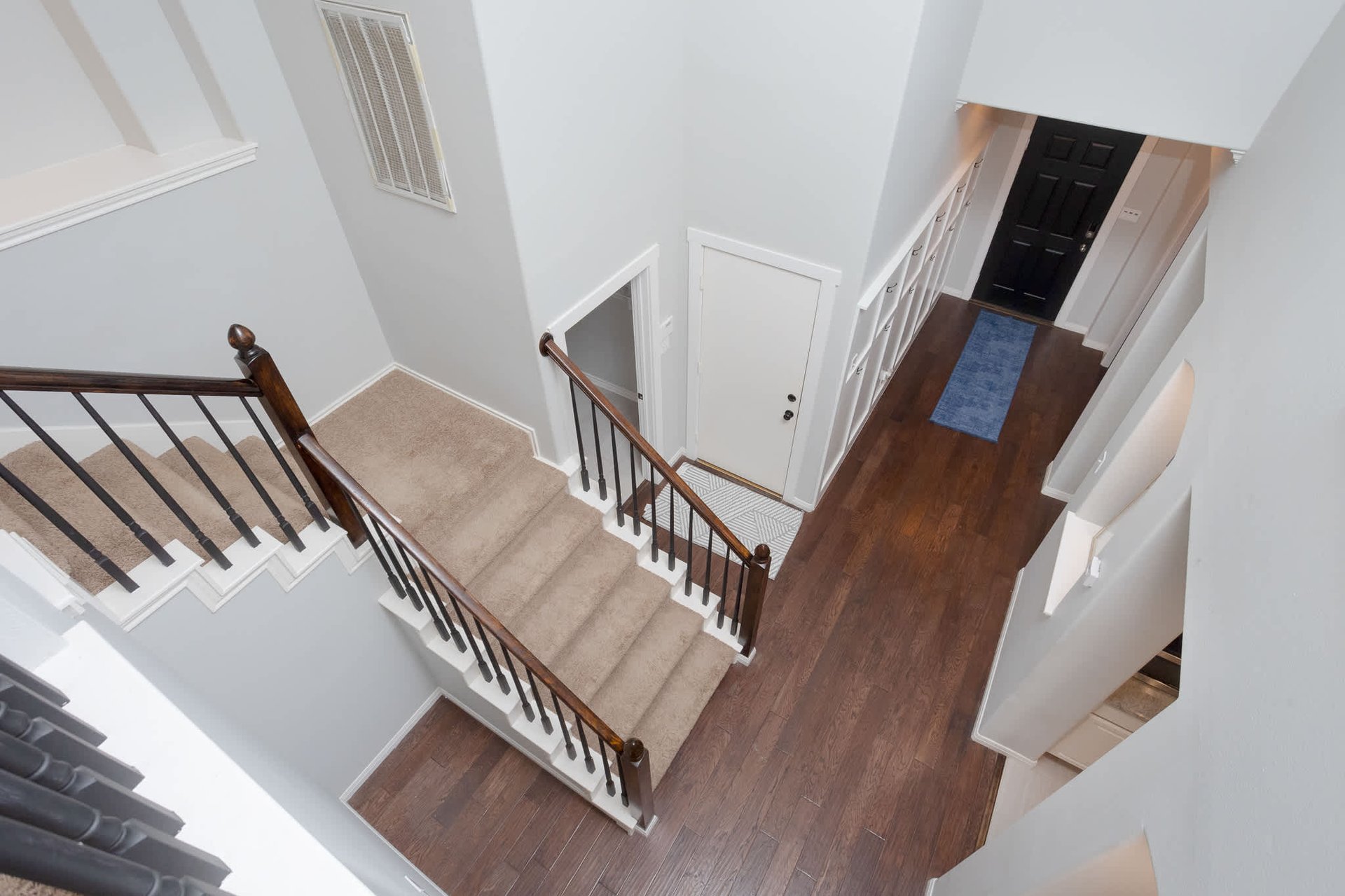 24843 CRESCENT RUN