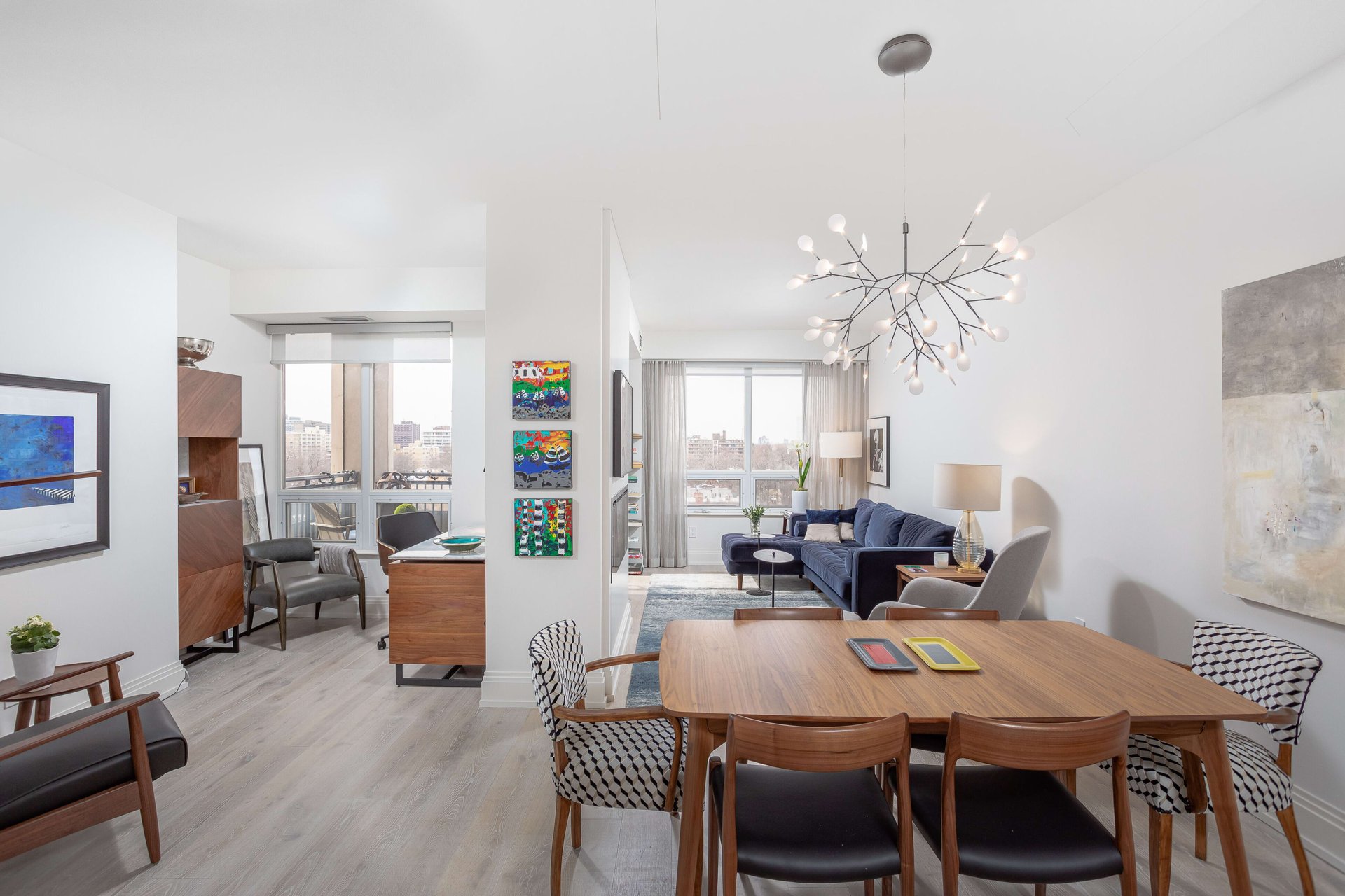 Yorkville Boutique Renovated Suite