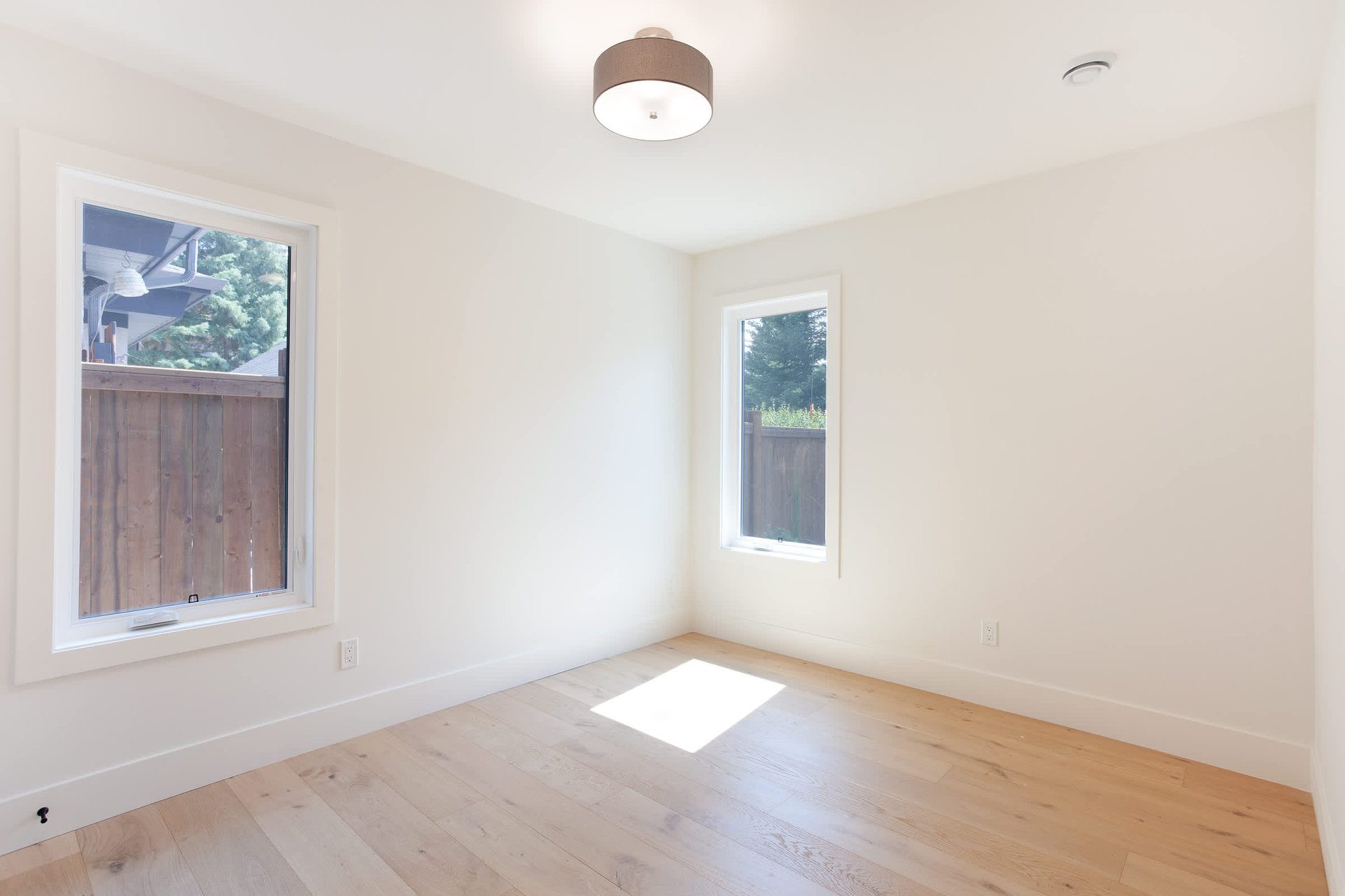 909A 9th Street